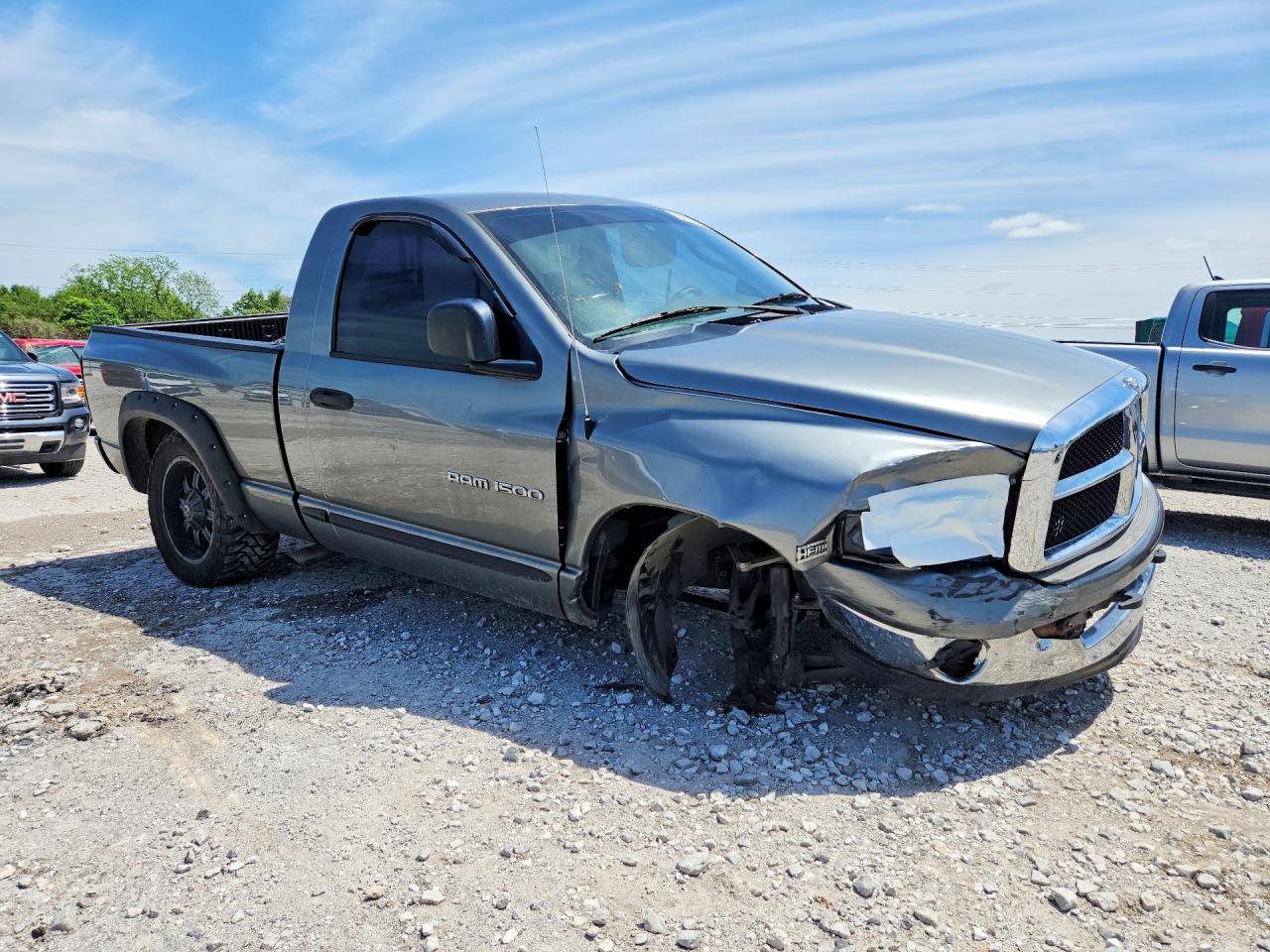2005 DODGE RAM 1500 ST