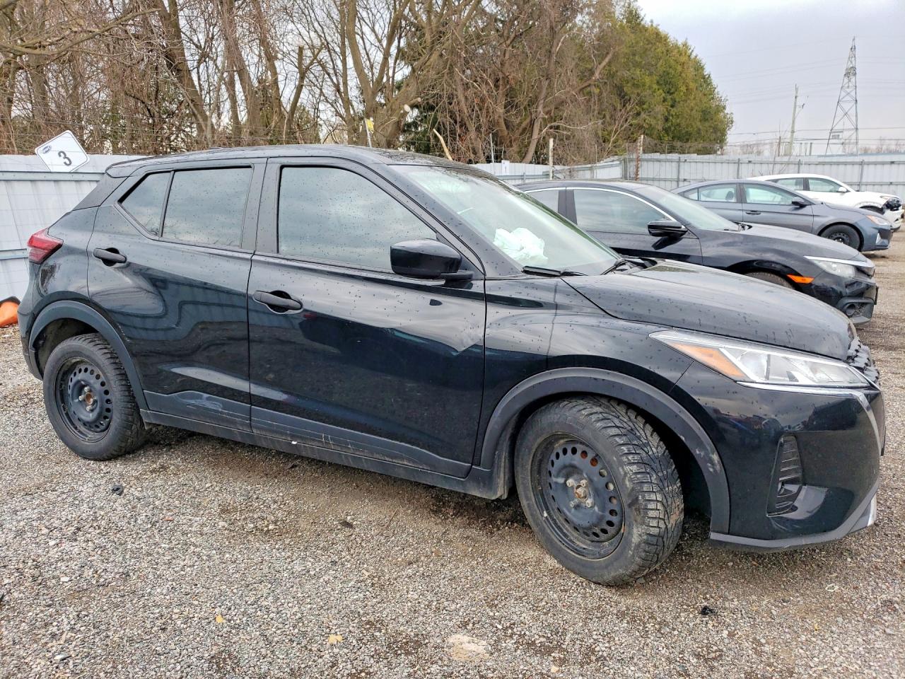 2023 NISSAN KICKS S