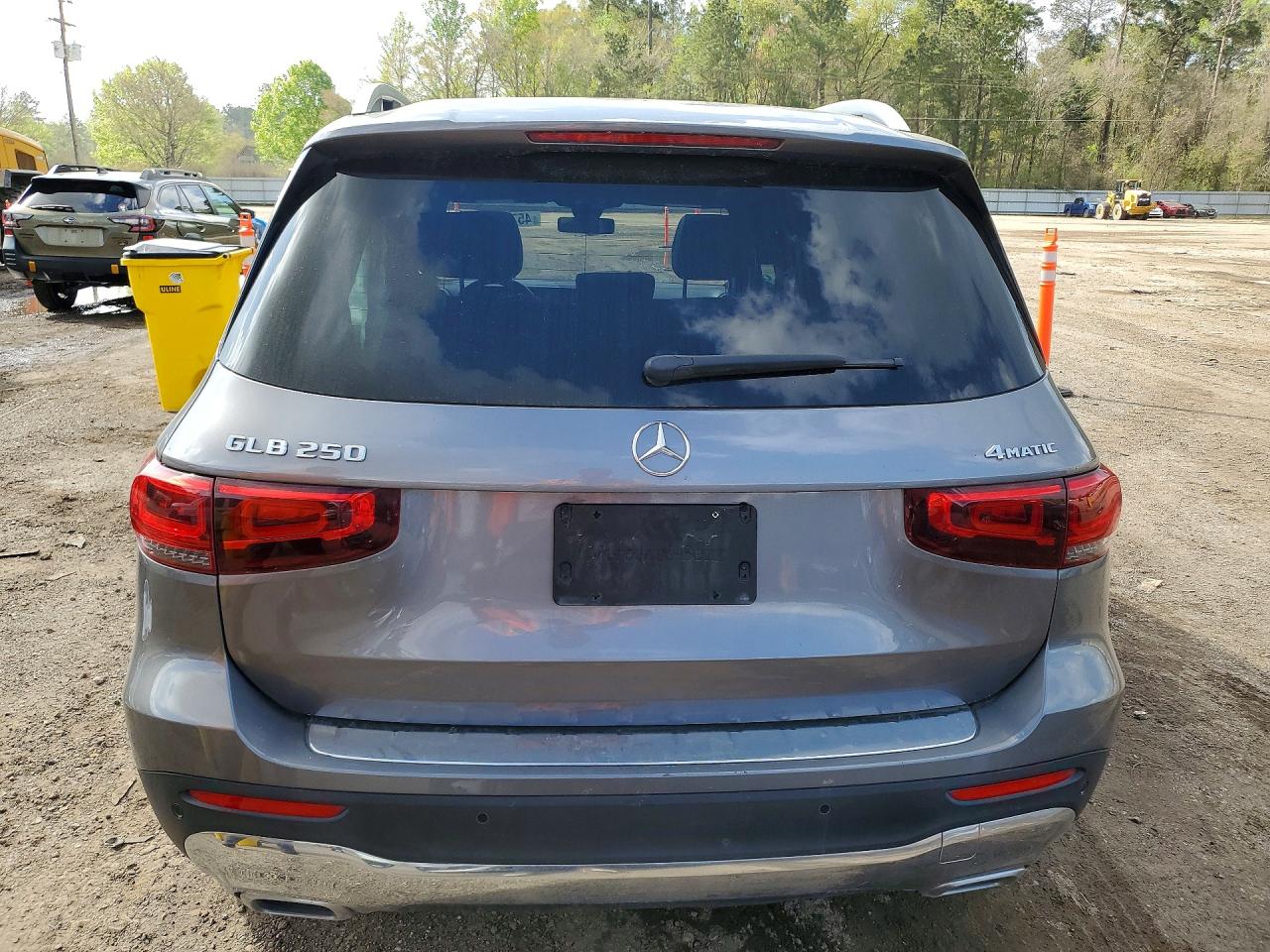 MERCEDES-BENZ GLB 2021 — 7