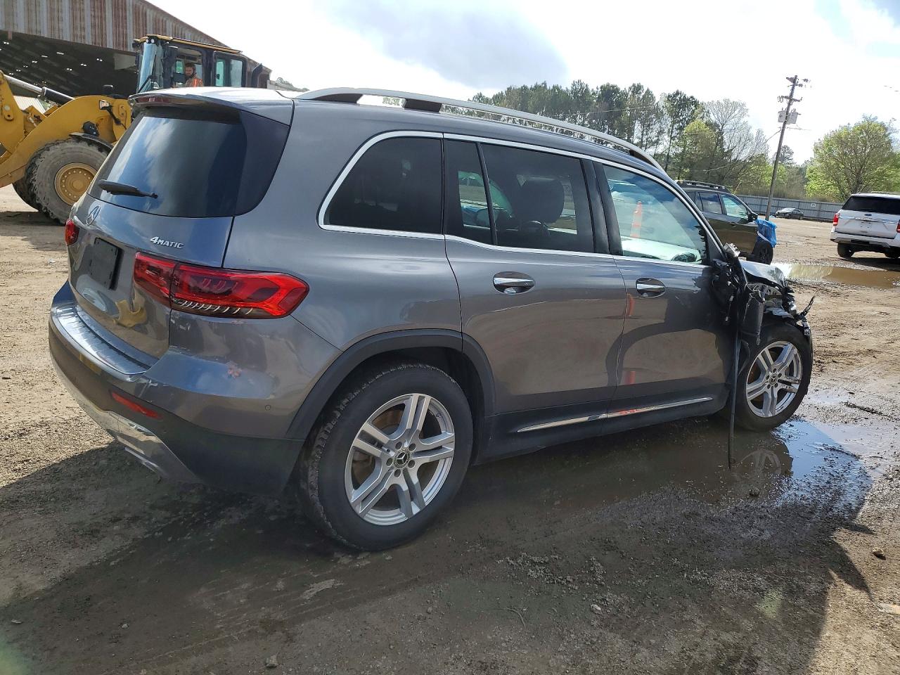 MERCEDES-BENZ GLB 2021 — 4