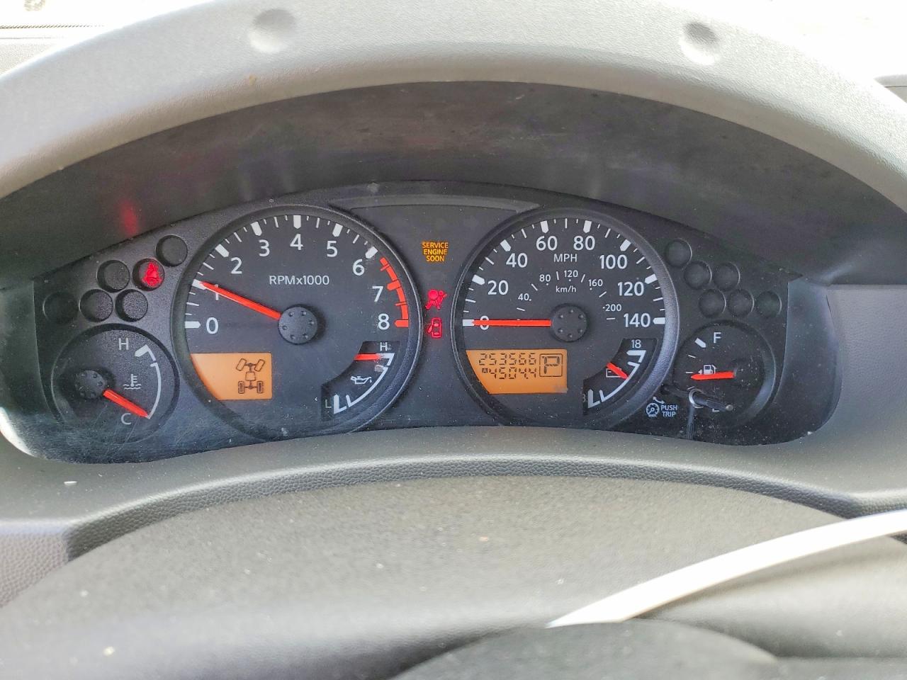 NISSAN XTERRA 2006 — 10