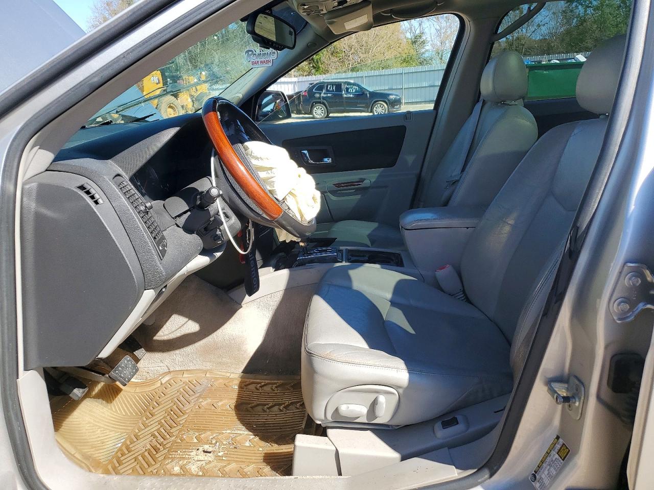 CADILLAC SRX 2005 — 8