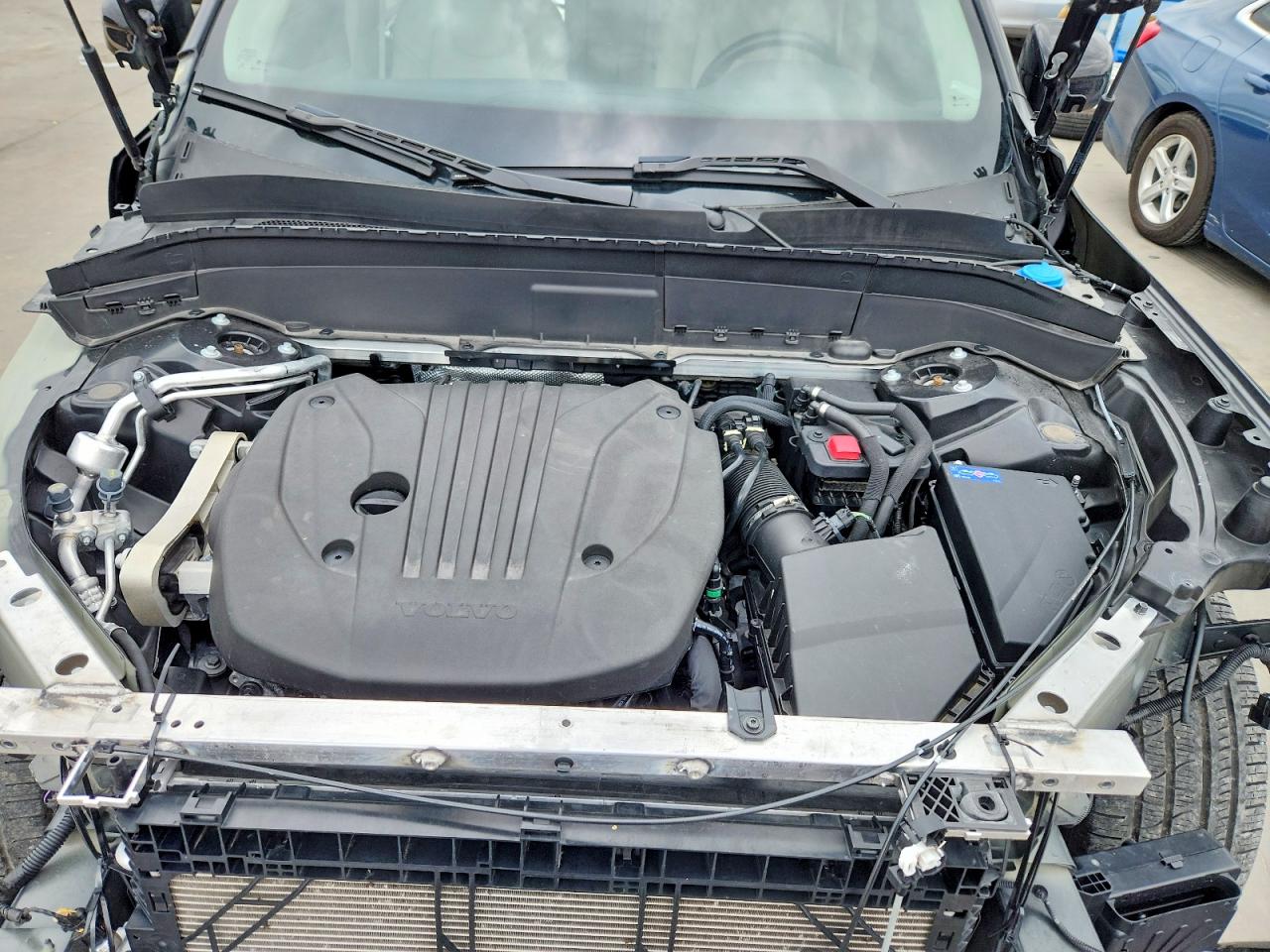 VOLVO XC90 2023 — 13