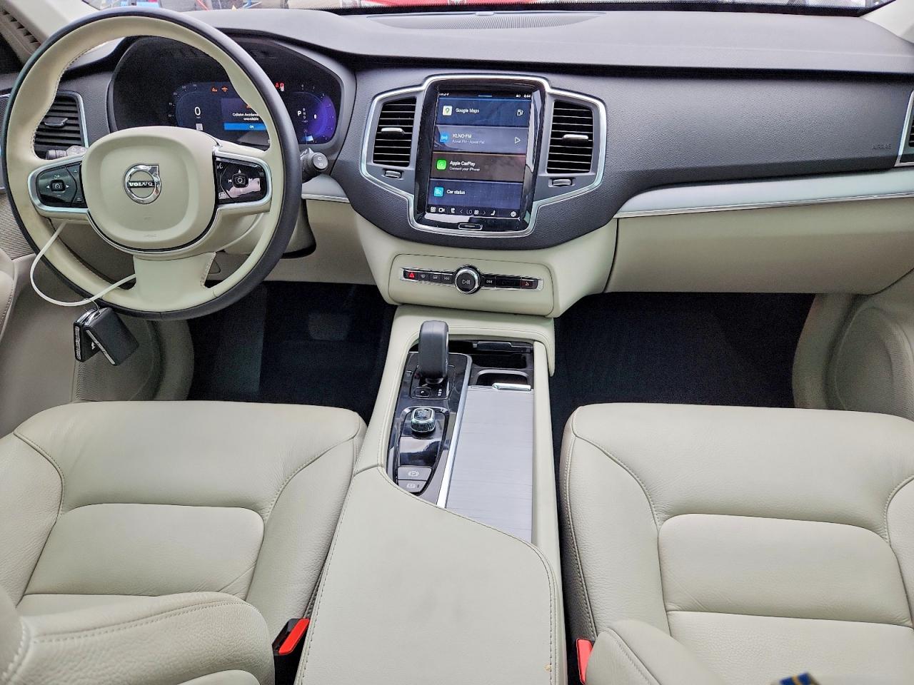VOLVO XC90 2023 — 9