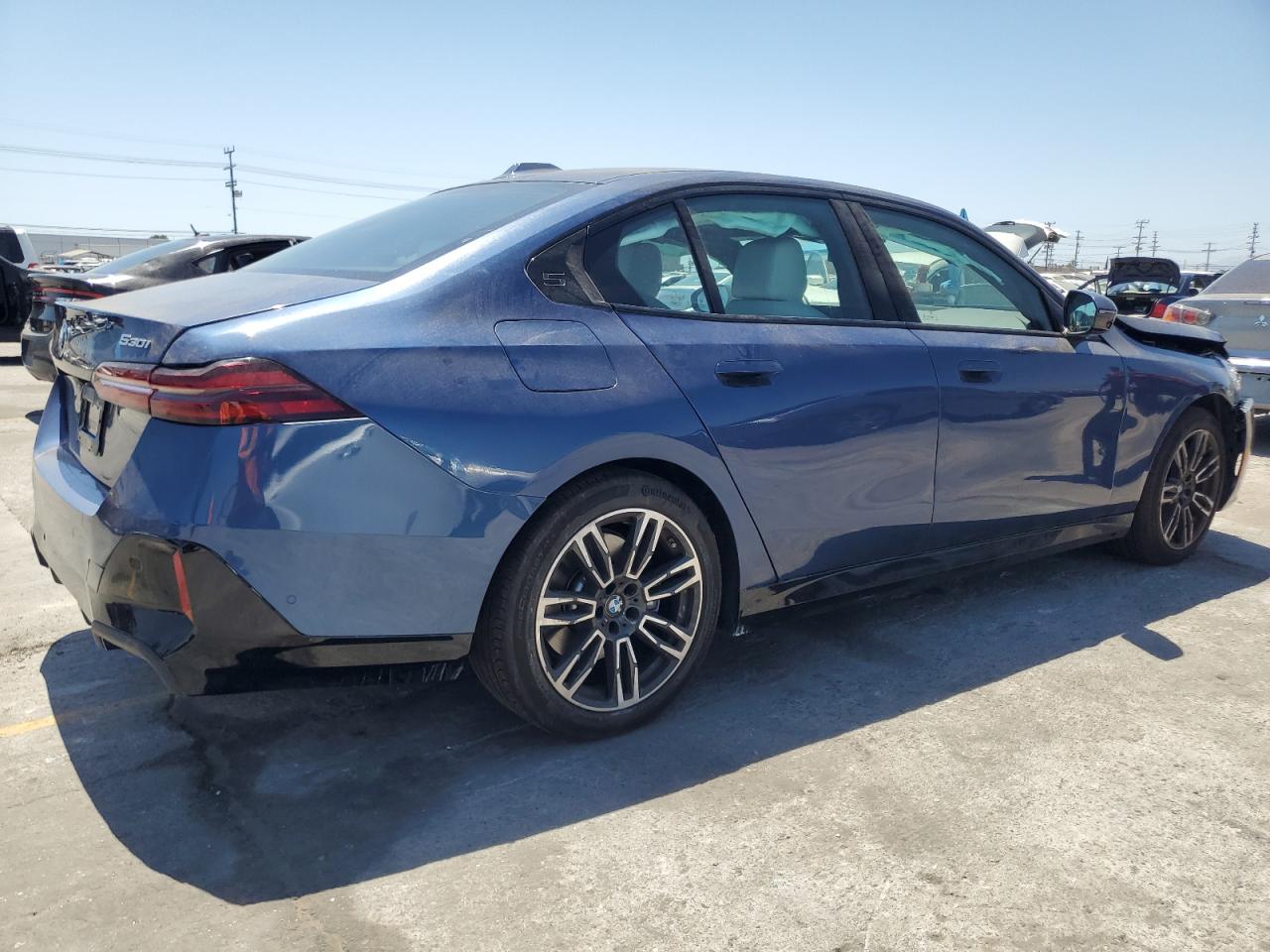 BMW 530 2024 — 4