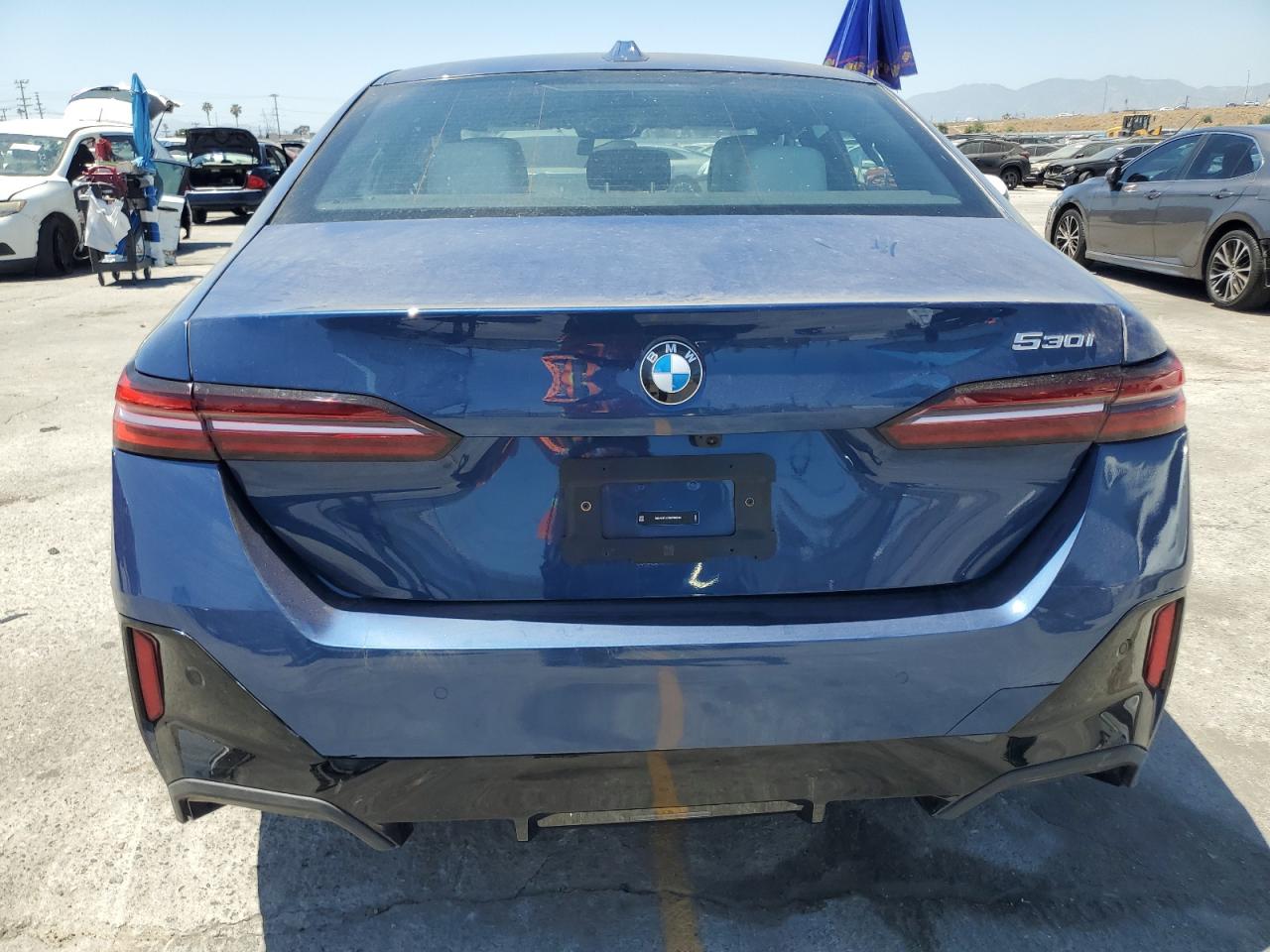 BMW 530 2024 — 7