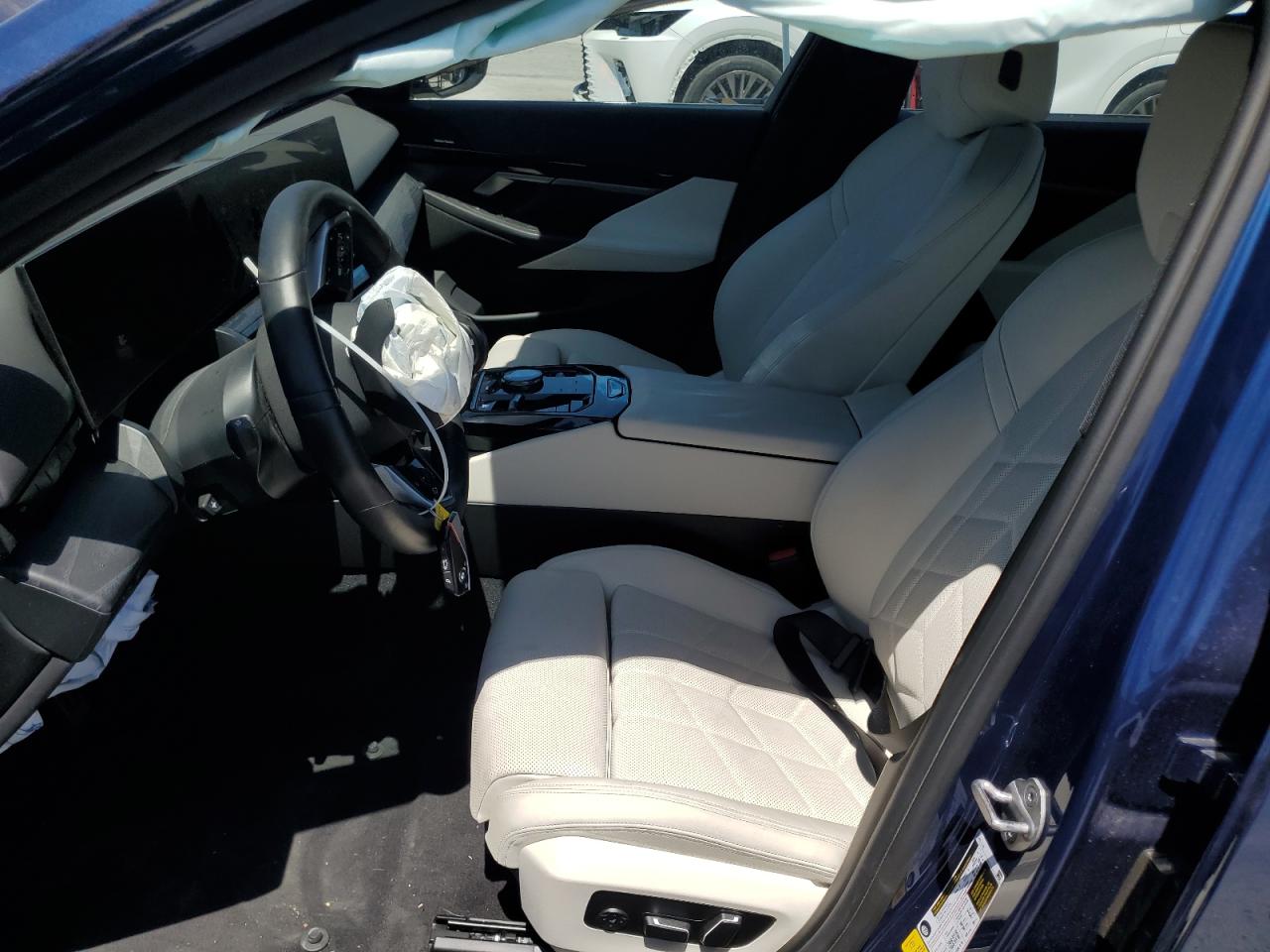 BMW 530 2024 — 8