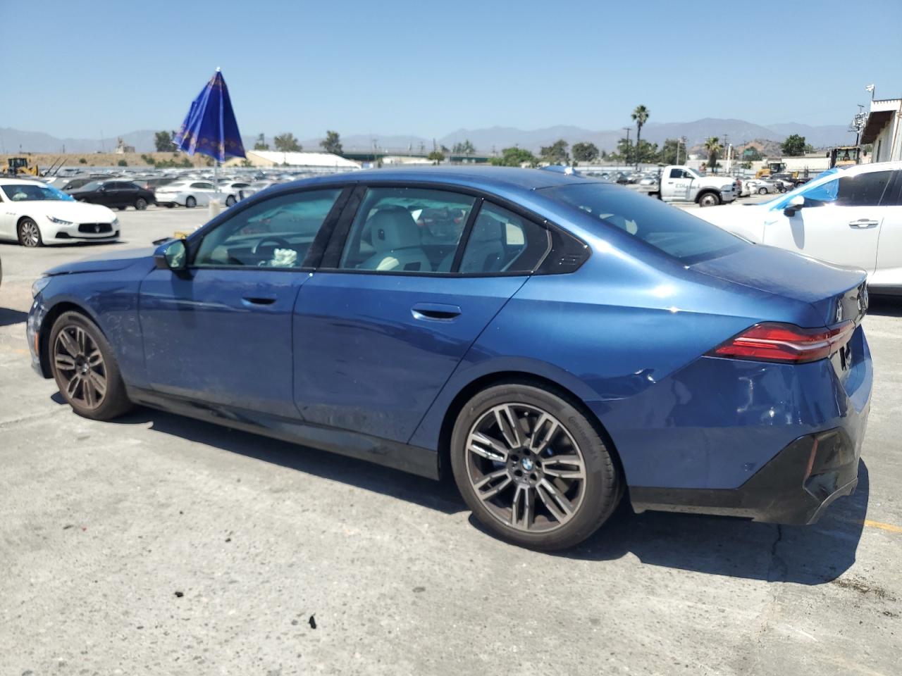 BMW 530 2024 — 3