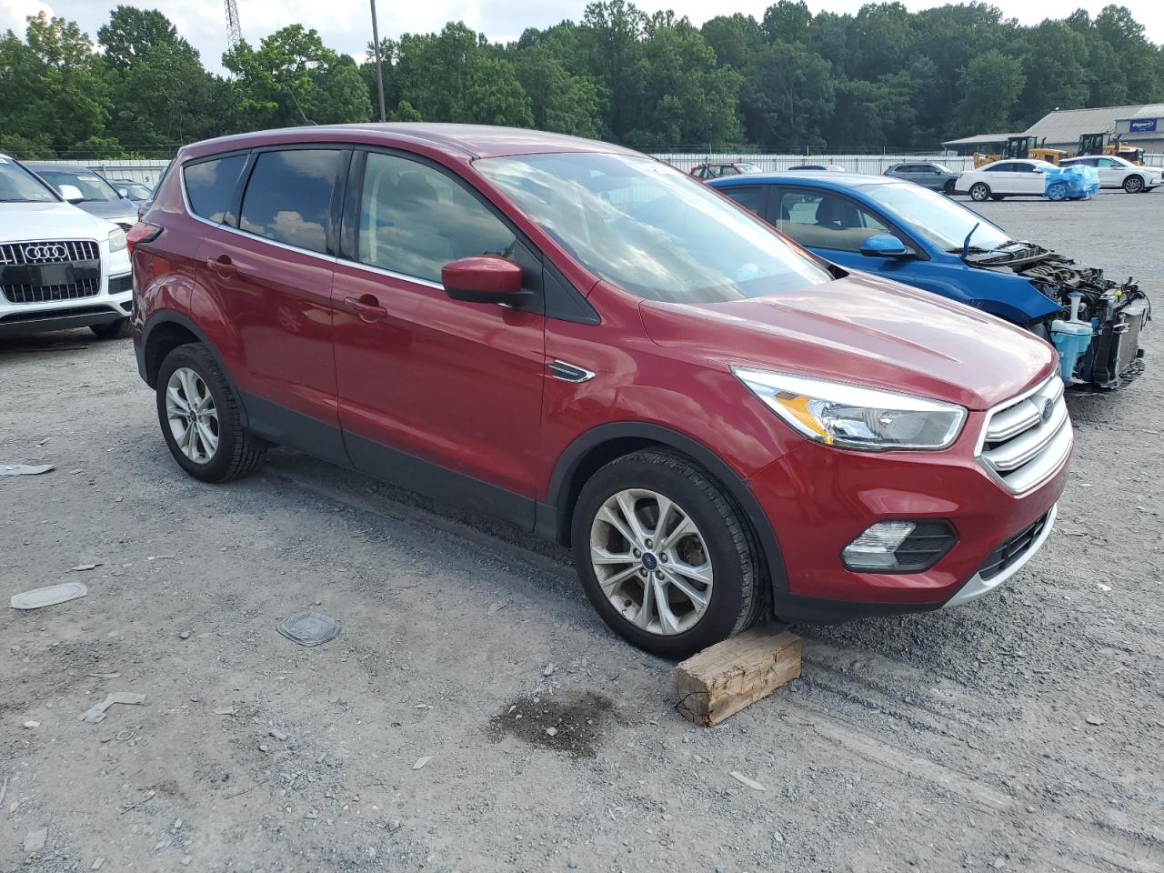 2019 FORD ESCAPE SE