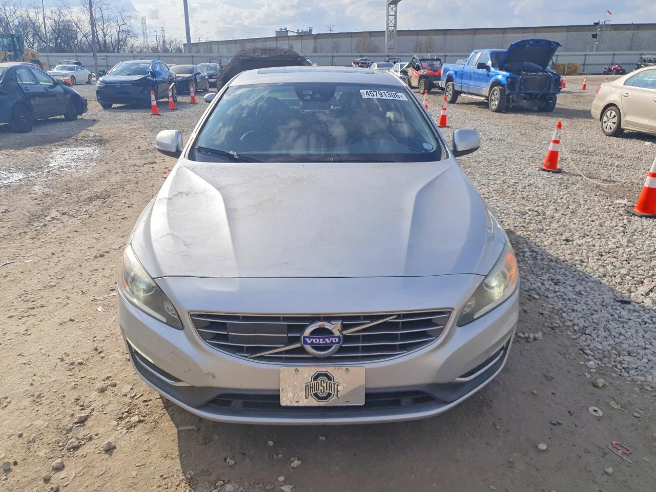 VOLVO S60 2017 — 6