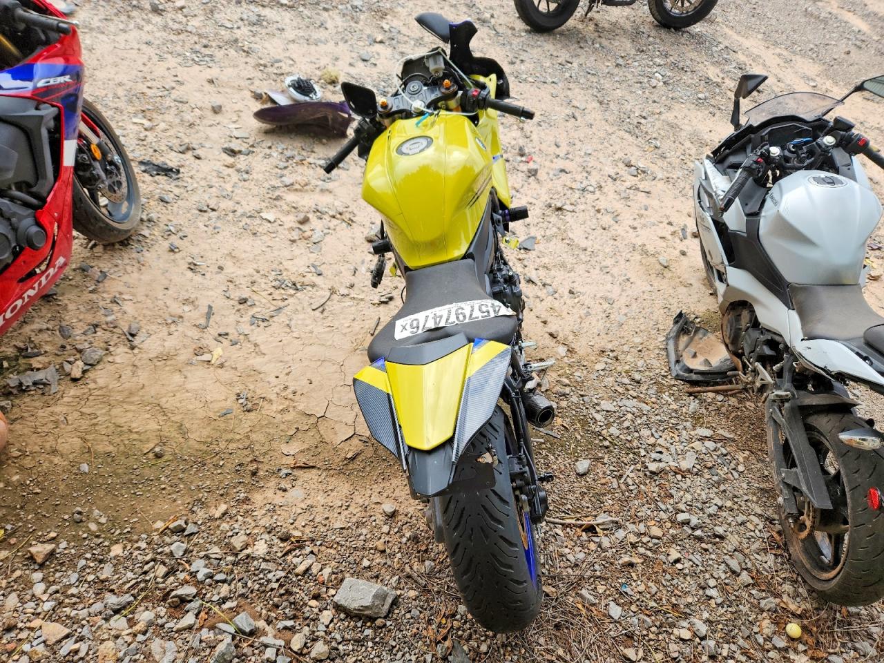 YAMAHA YZFR7 2025 — 7
