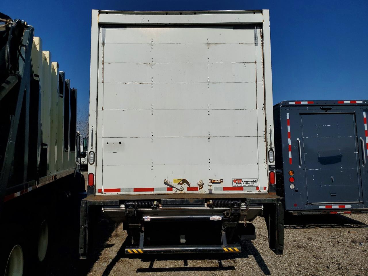 HINO 258/268 2019 — 7