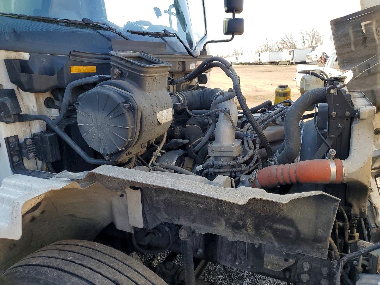 HINO 258/268 2019 — 12