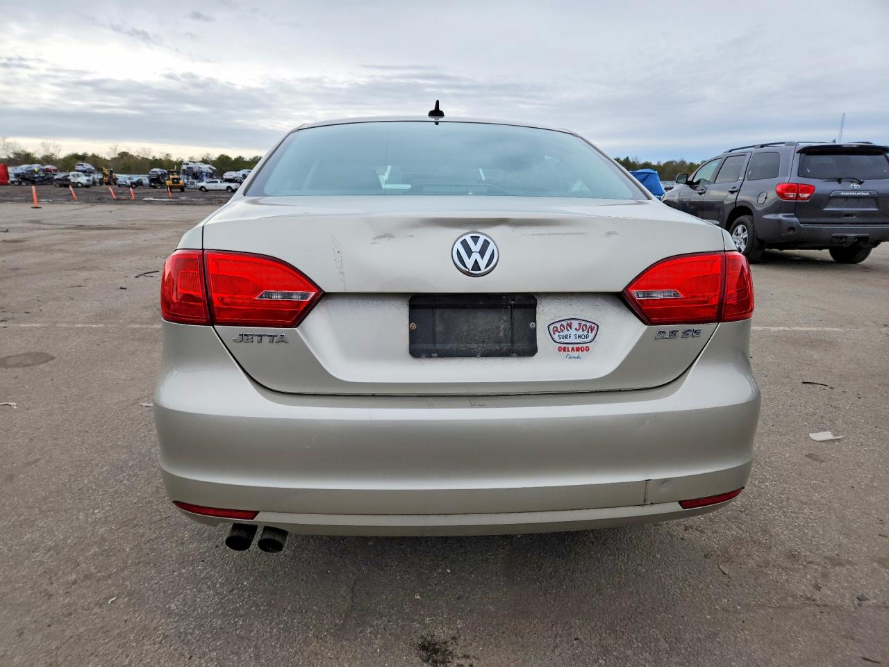 VOLKSWAGEN JETTA 2012 — 7