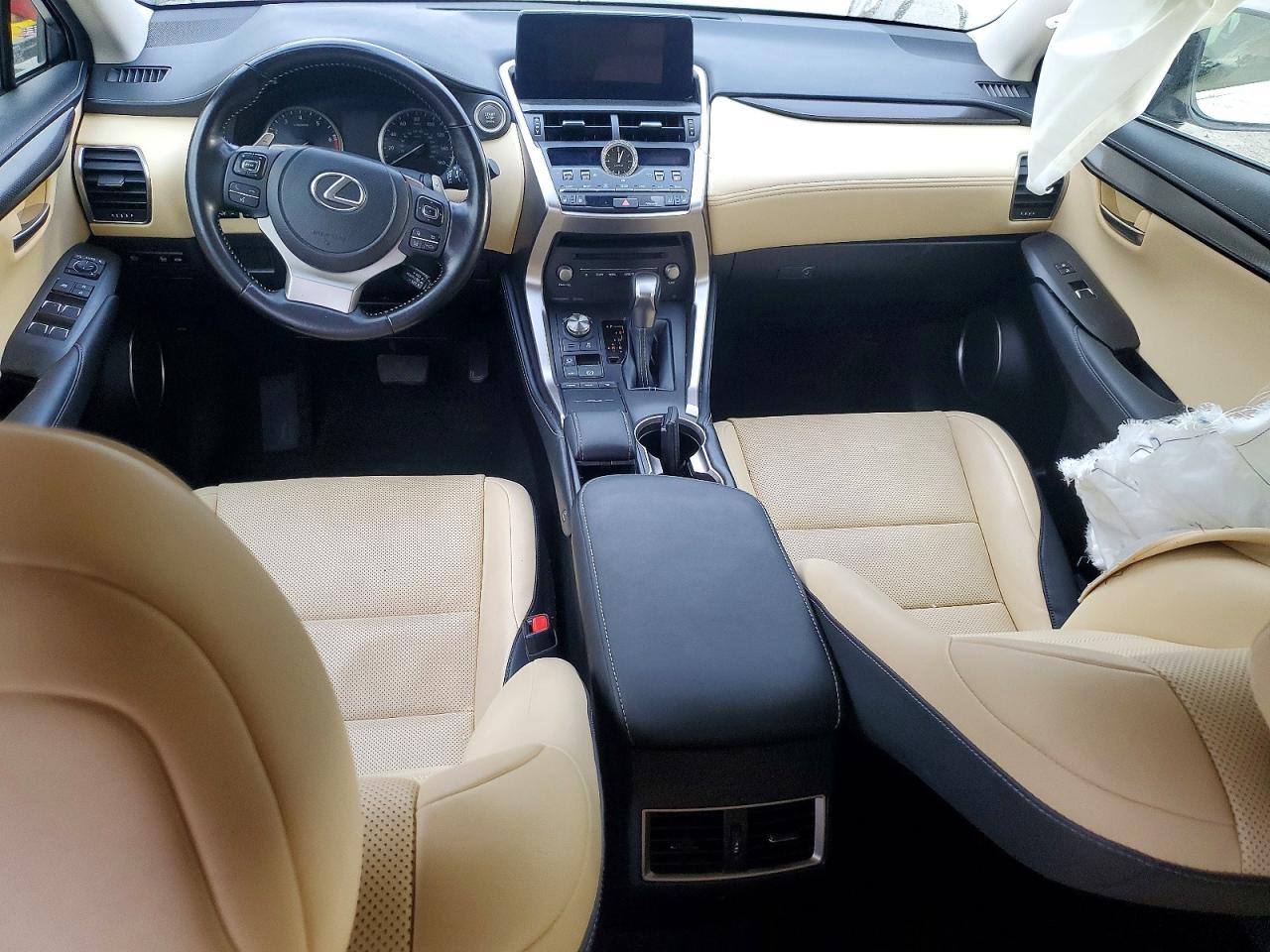 LEXUS NX 300 2021 — 9