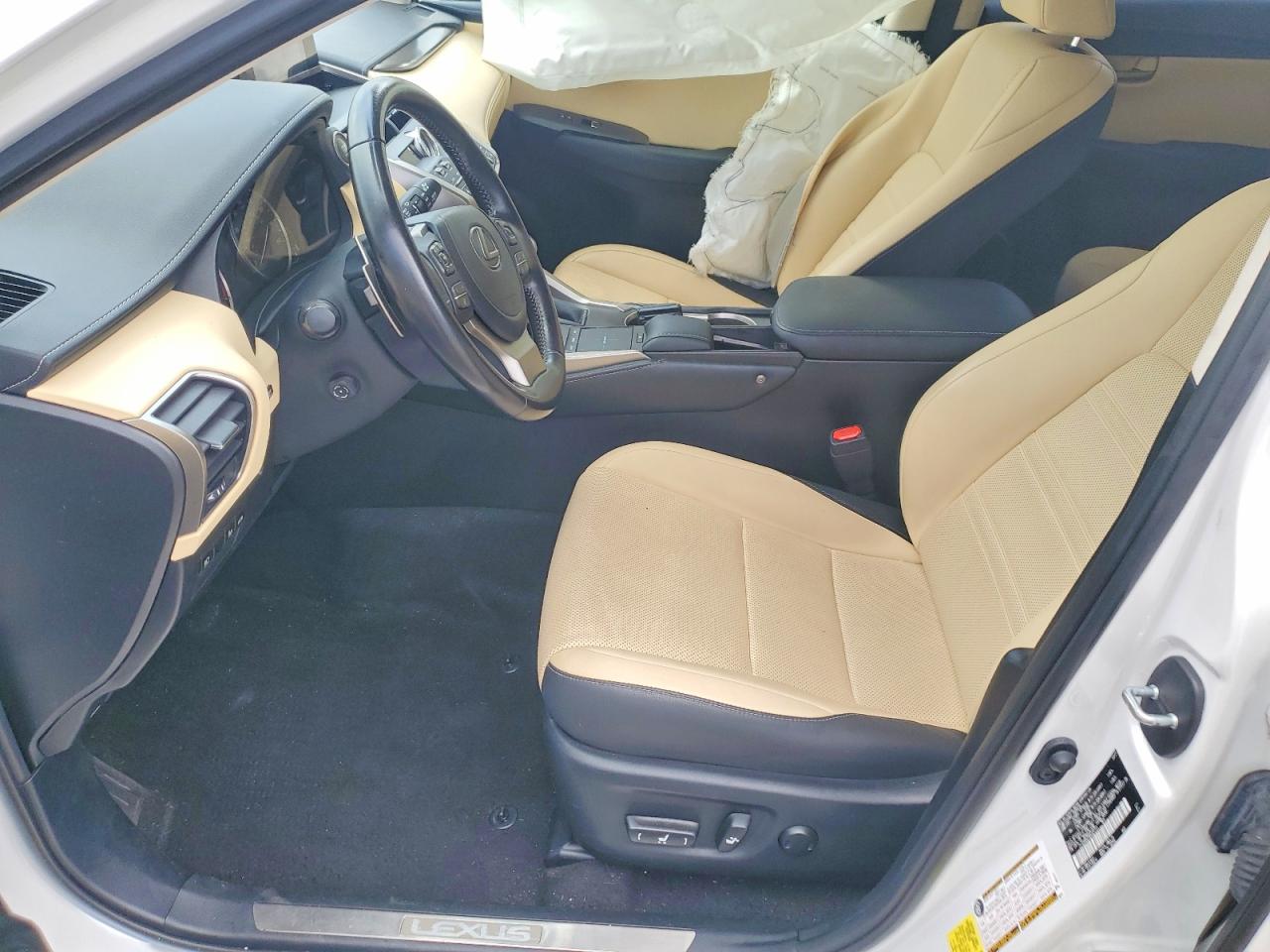 LEXUS NX 300 2021 — 8