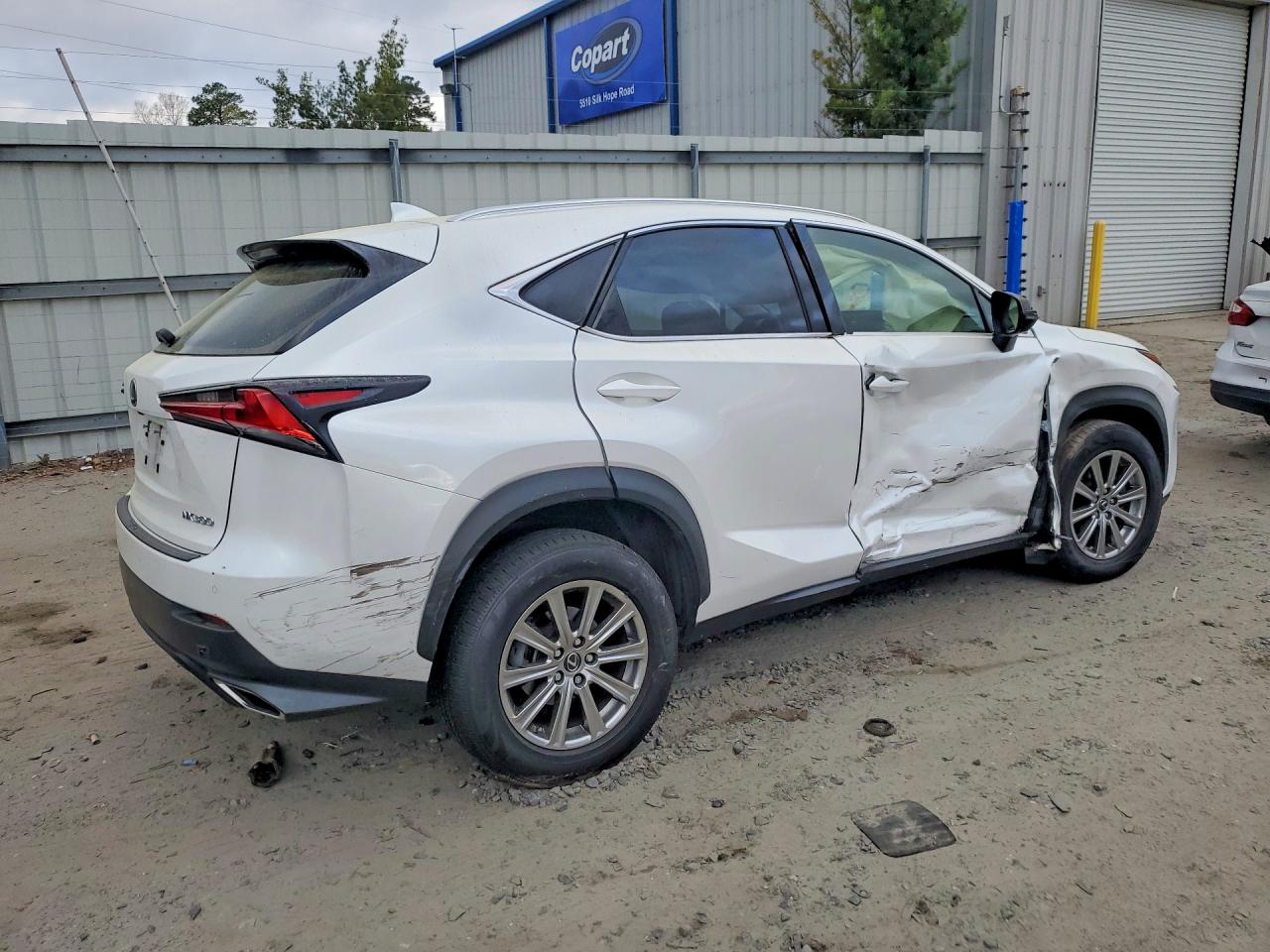 LEXUS NX 300 2021 — 4