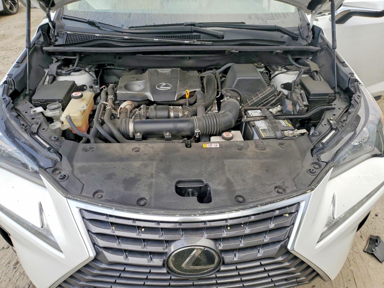 LEXUS NX 300 2021 — 13