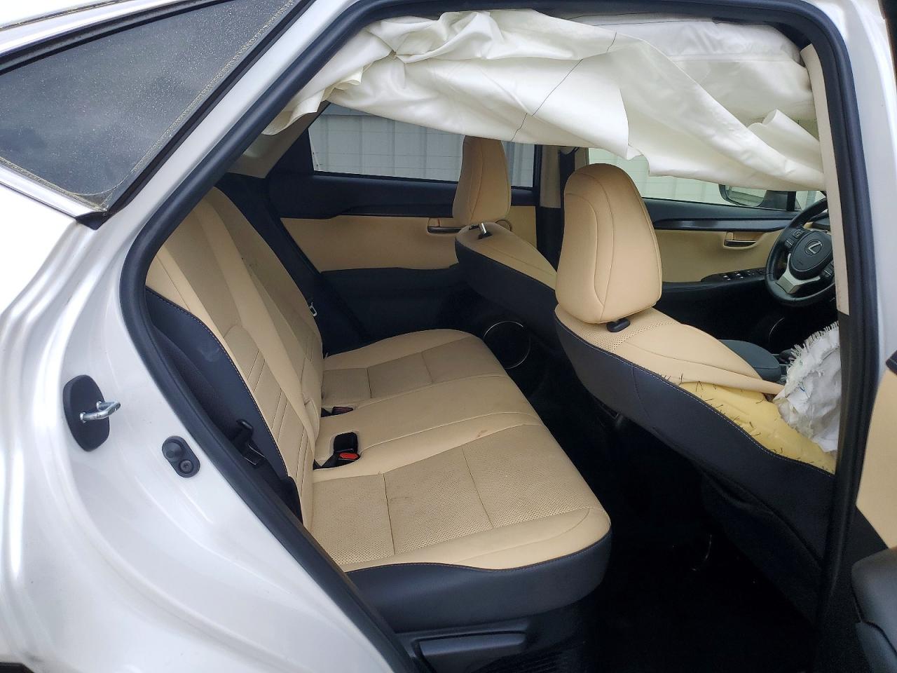 LEXUS NX 300 2021 — 12