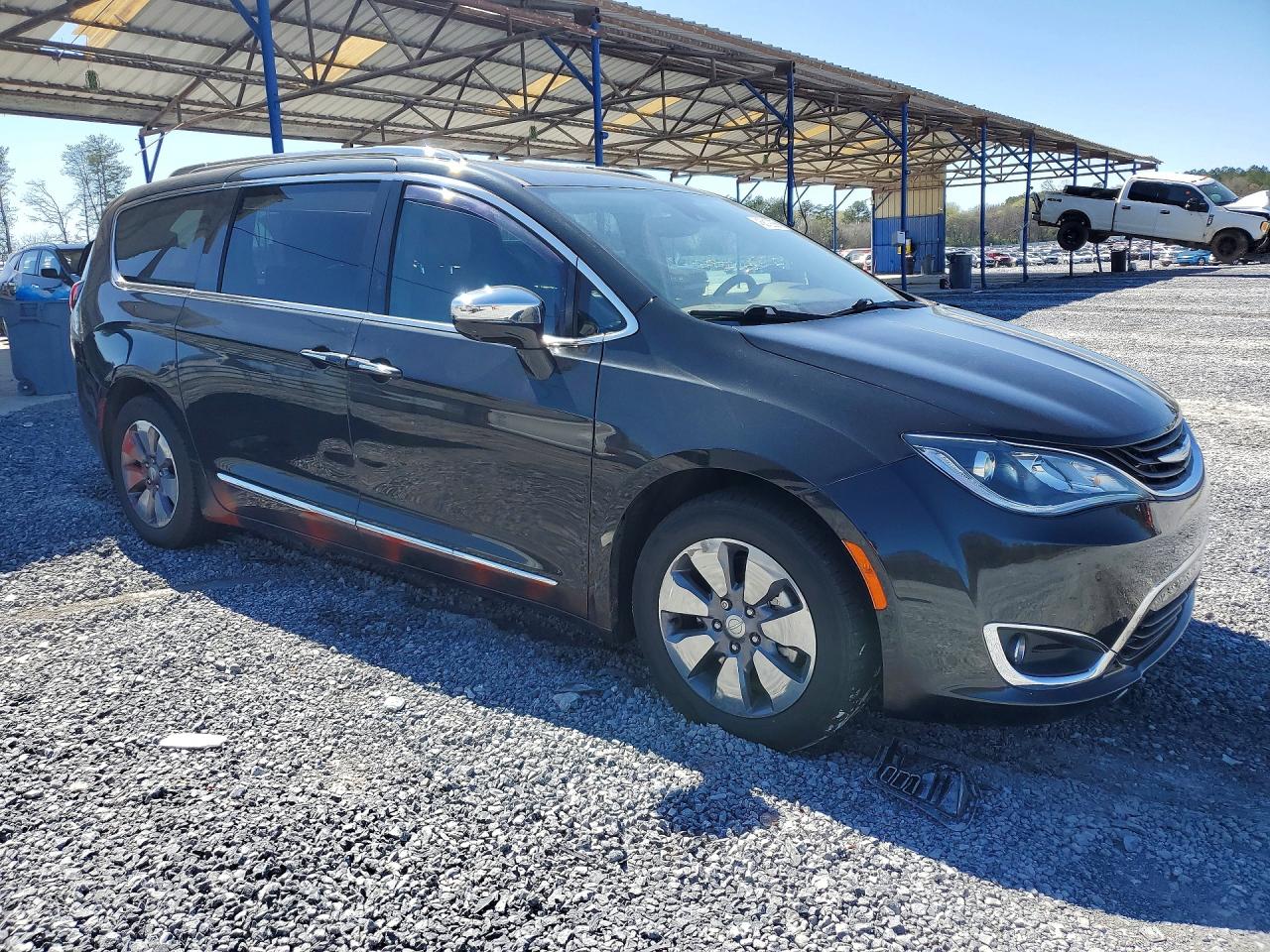 2019 CHRYSLER PACIFICA HYBRID LIMITED