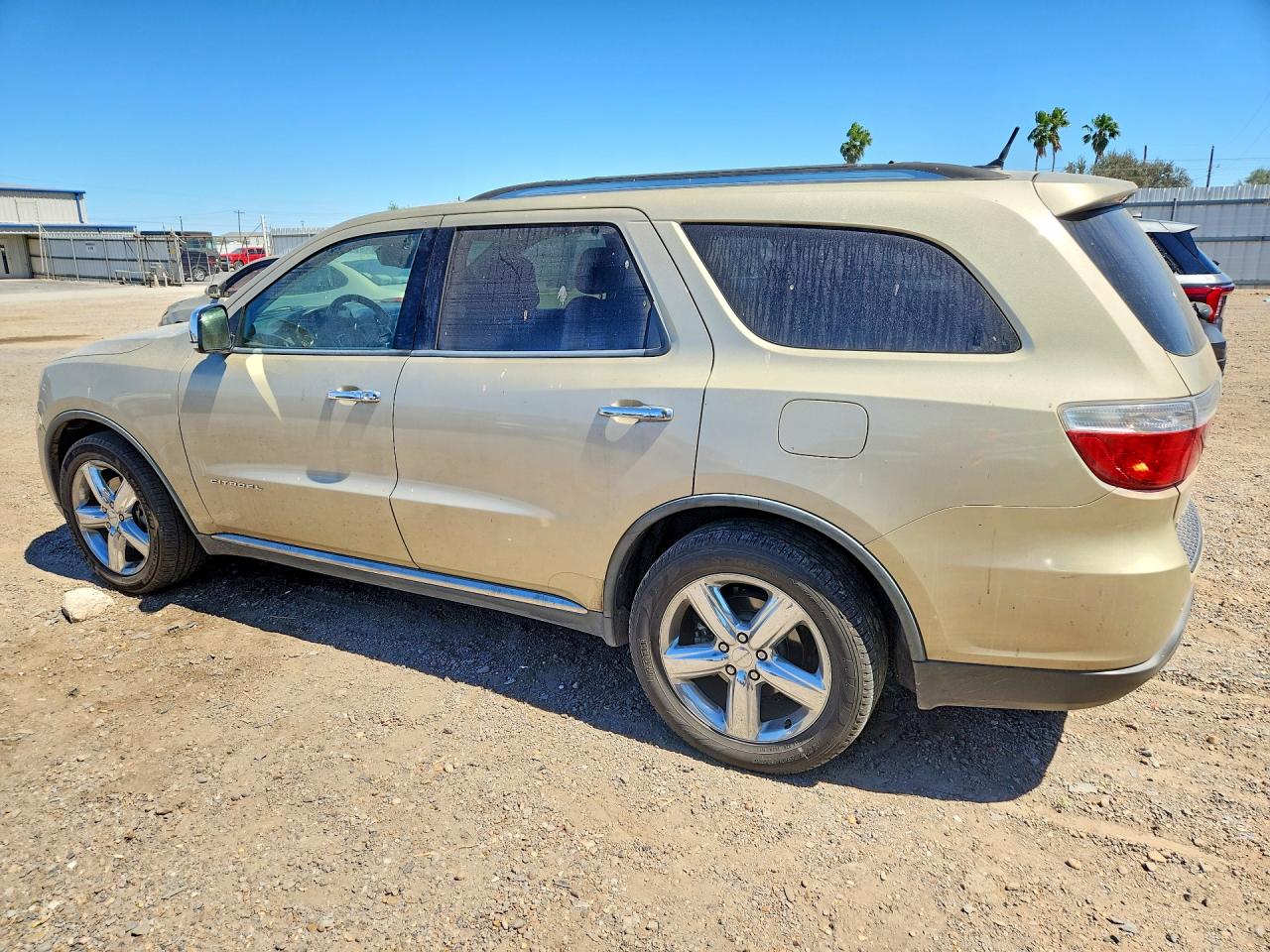 DODGE DURANGO 2011 — 3