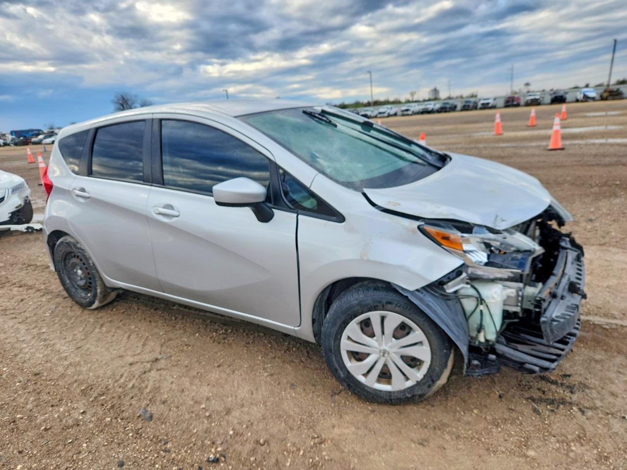 NISSAN VERSA NOTE 2018 — 5