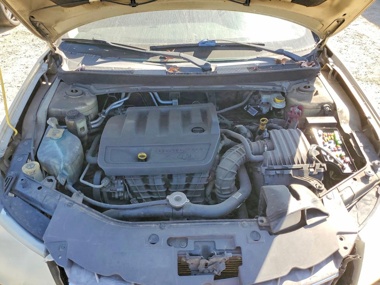 CHRYSLER SEBRING 2010 — 12
