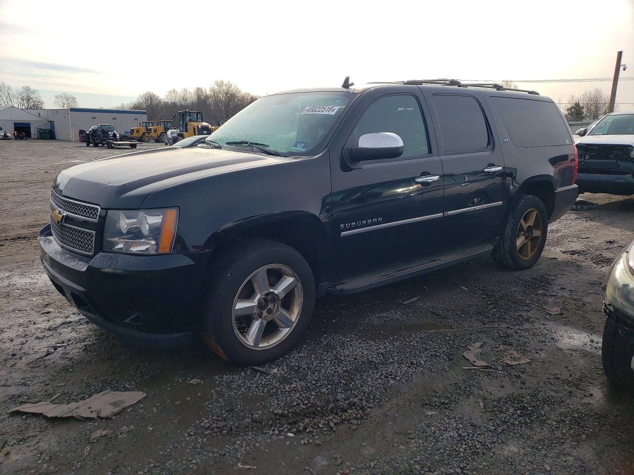 CHEVROLET SUBURBAN 2013 — 2