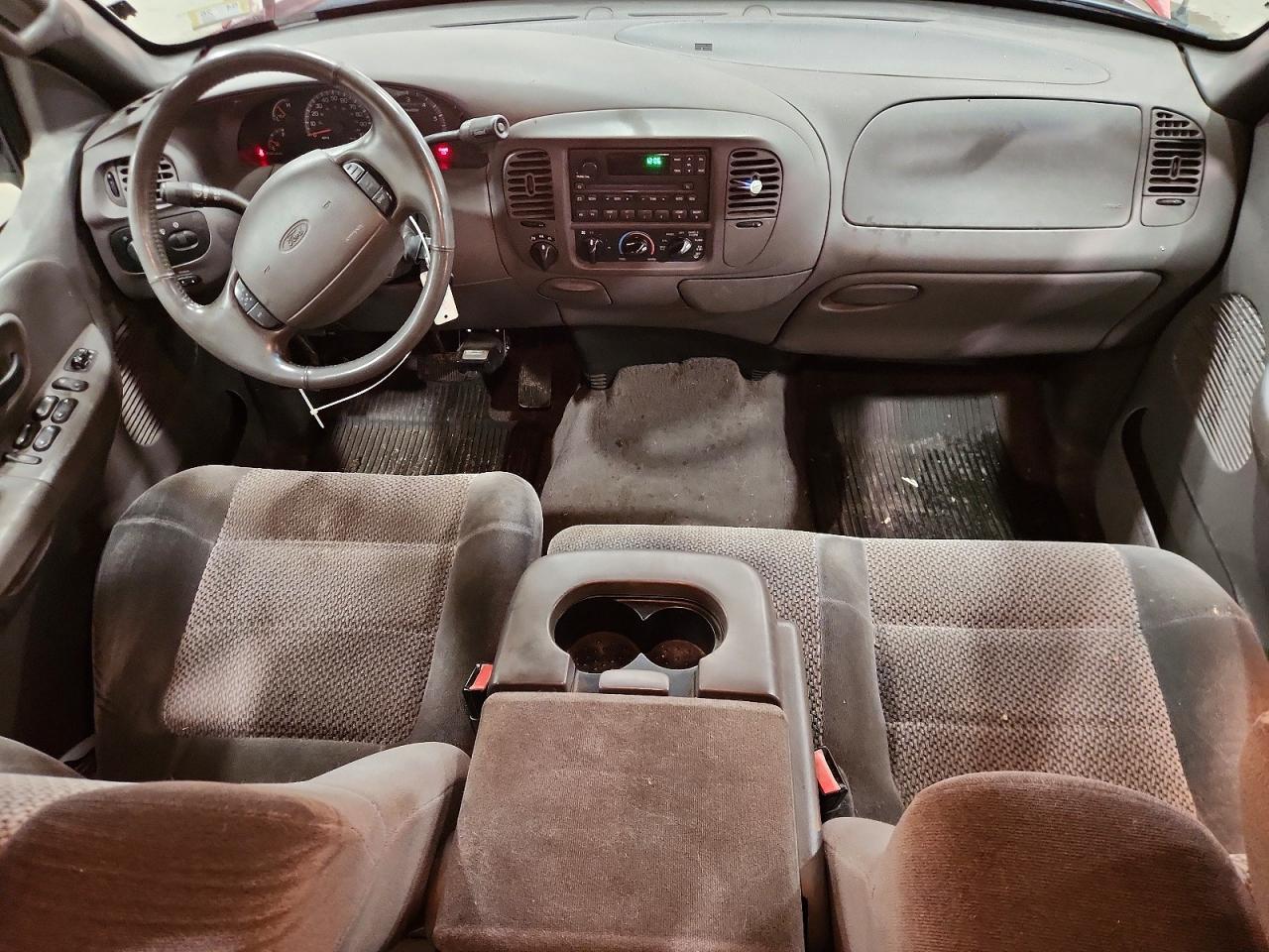 FORD F150 2001 — 9