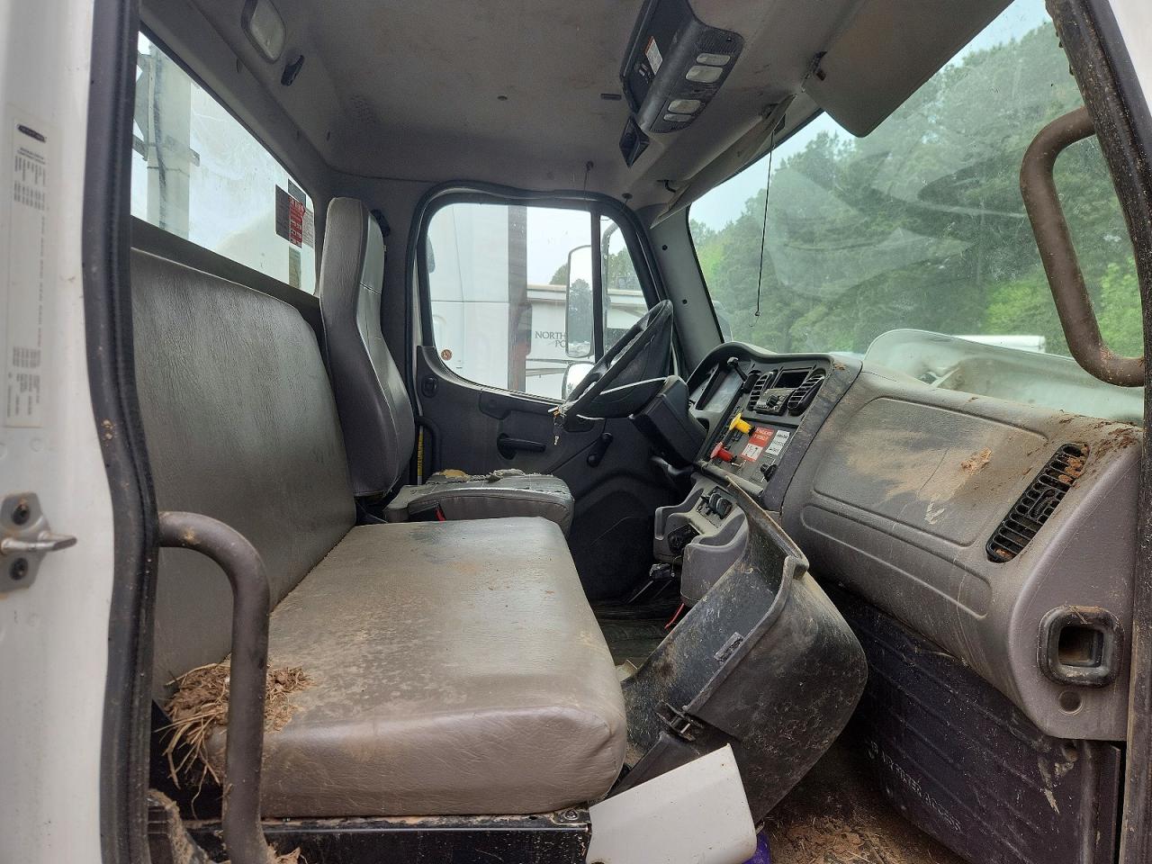 FREIGHTLINER M2 2020 — 6
