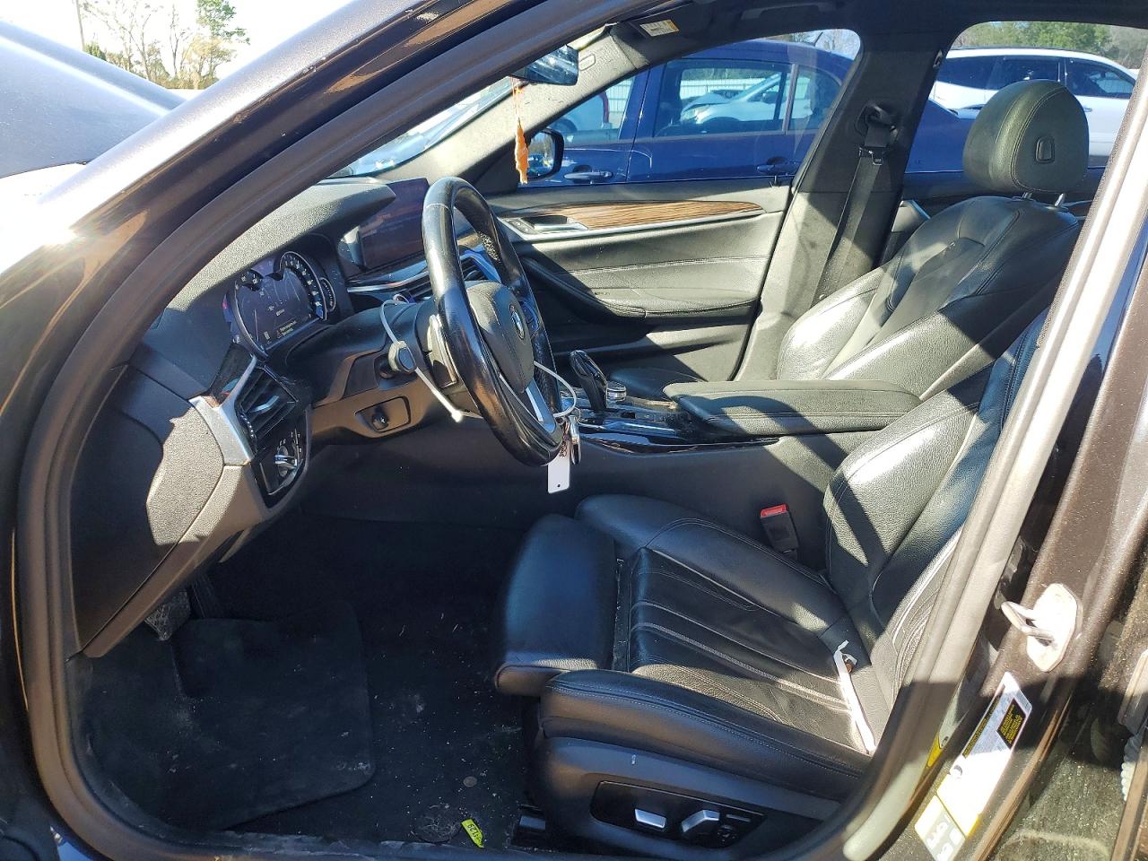 BMW 530E 2019 — 8
