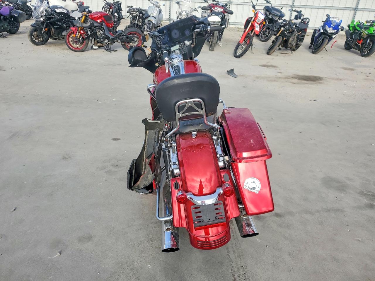HARLEY-DAVIDSON FLHX 2013 — 5