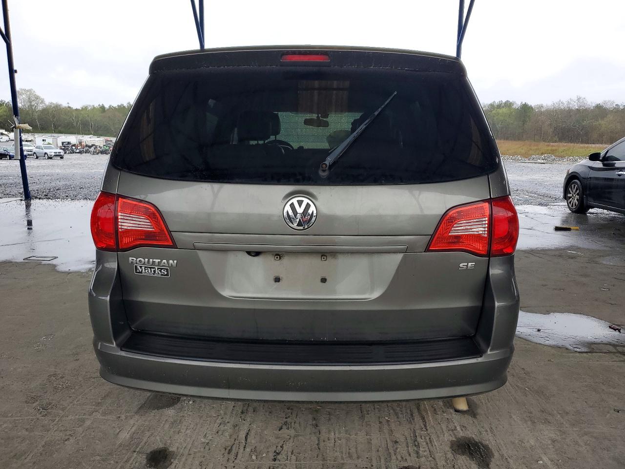 VOLKSWAGEN ROUTAN 2010 — 7