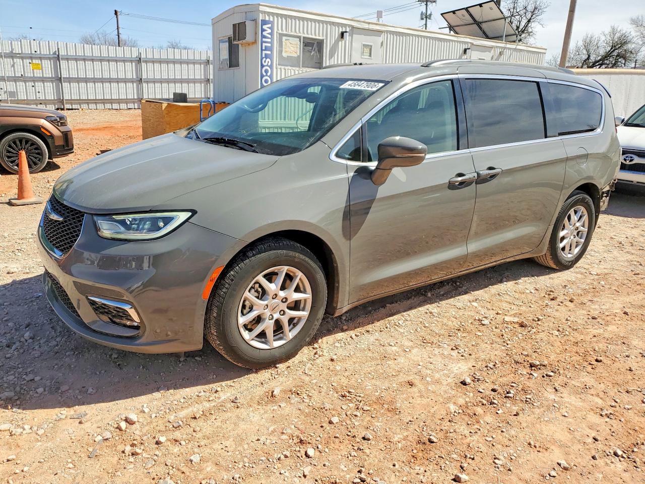 2022 CHRYSLER PACIFICA TOURING L