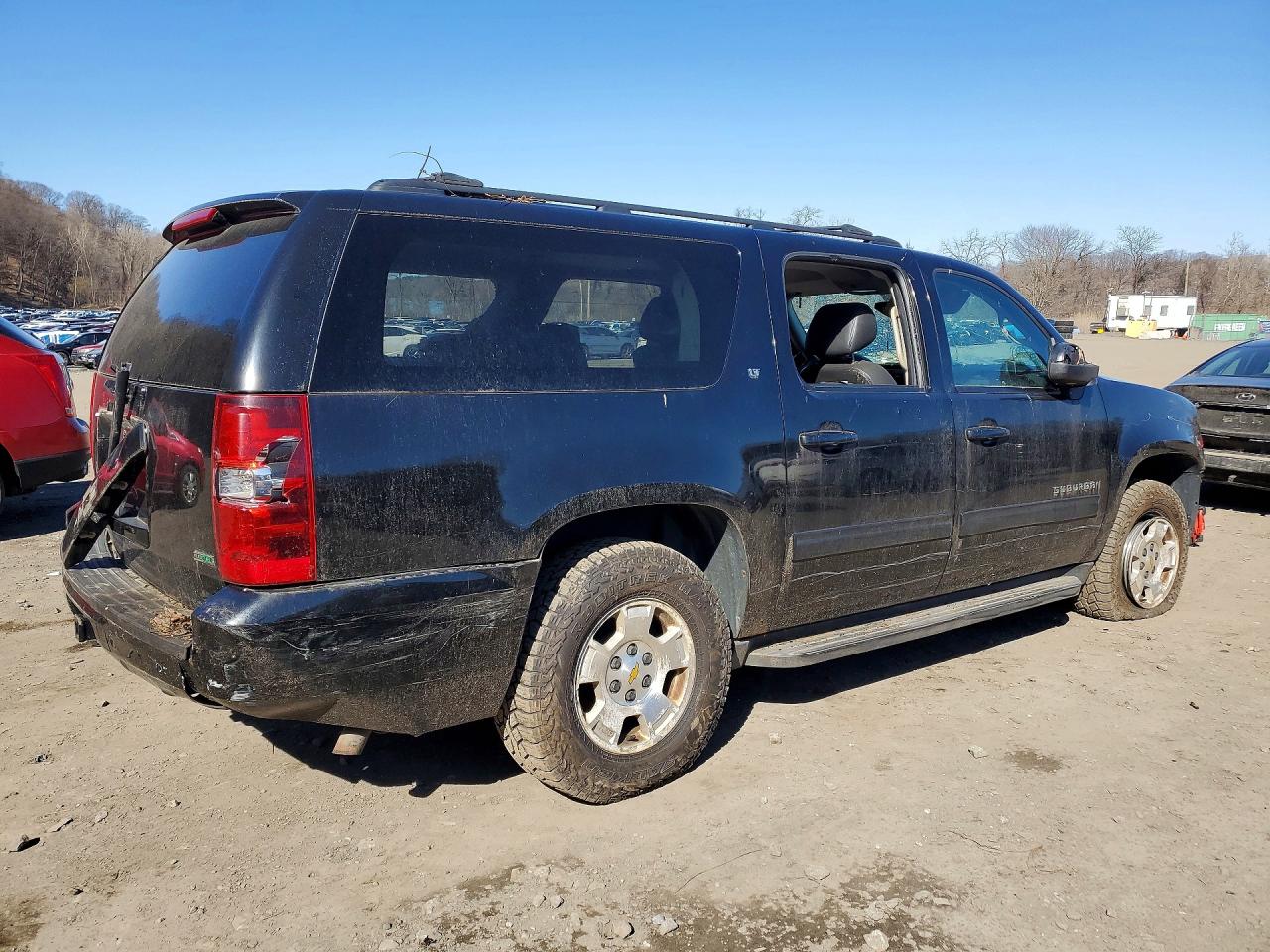 CHEV SUBURBAN 2010 — 4