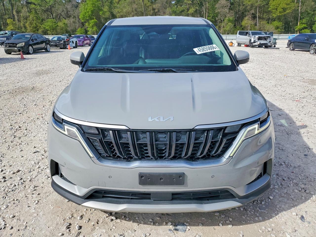 KIA CARNIVAL 2022 — 6