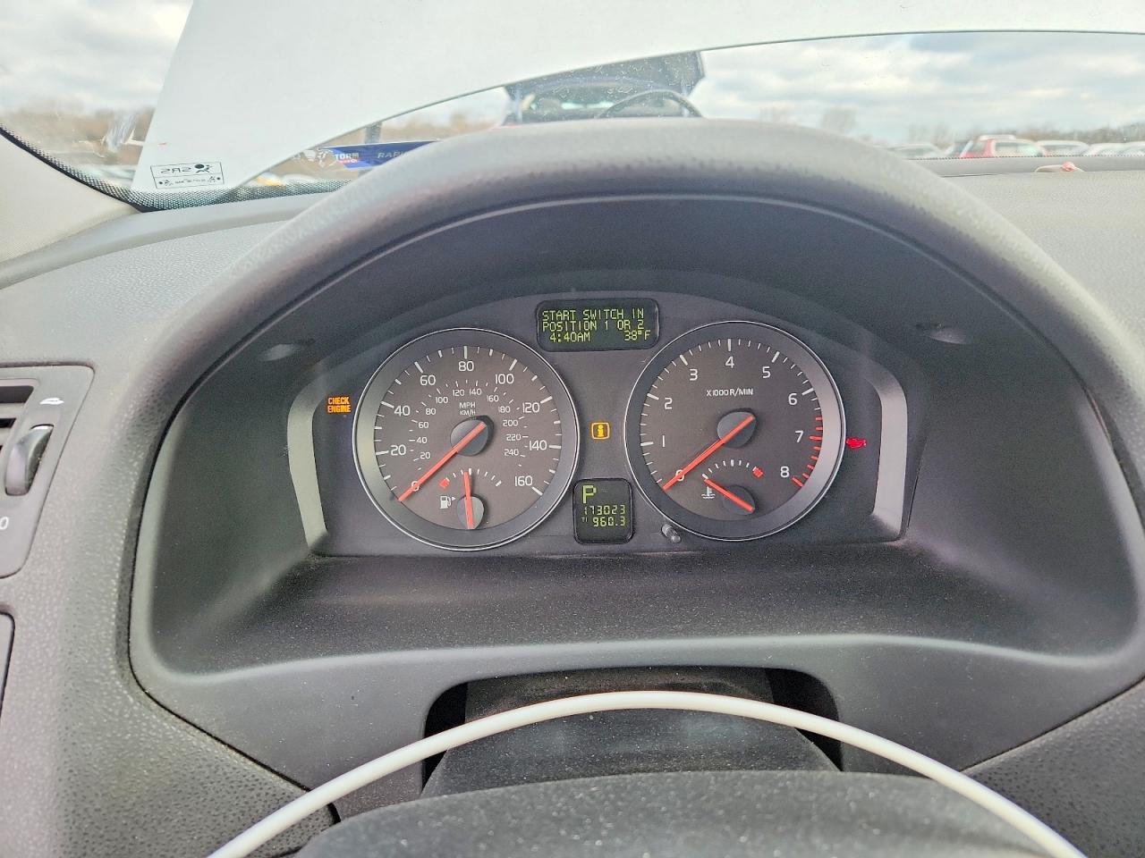 VOLVO S40 2010 — 10