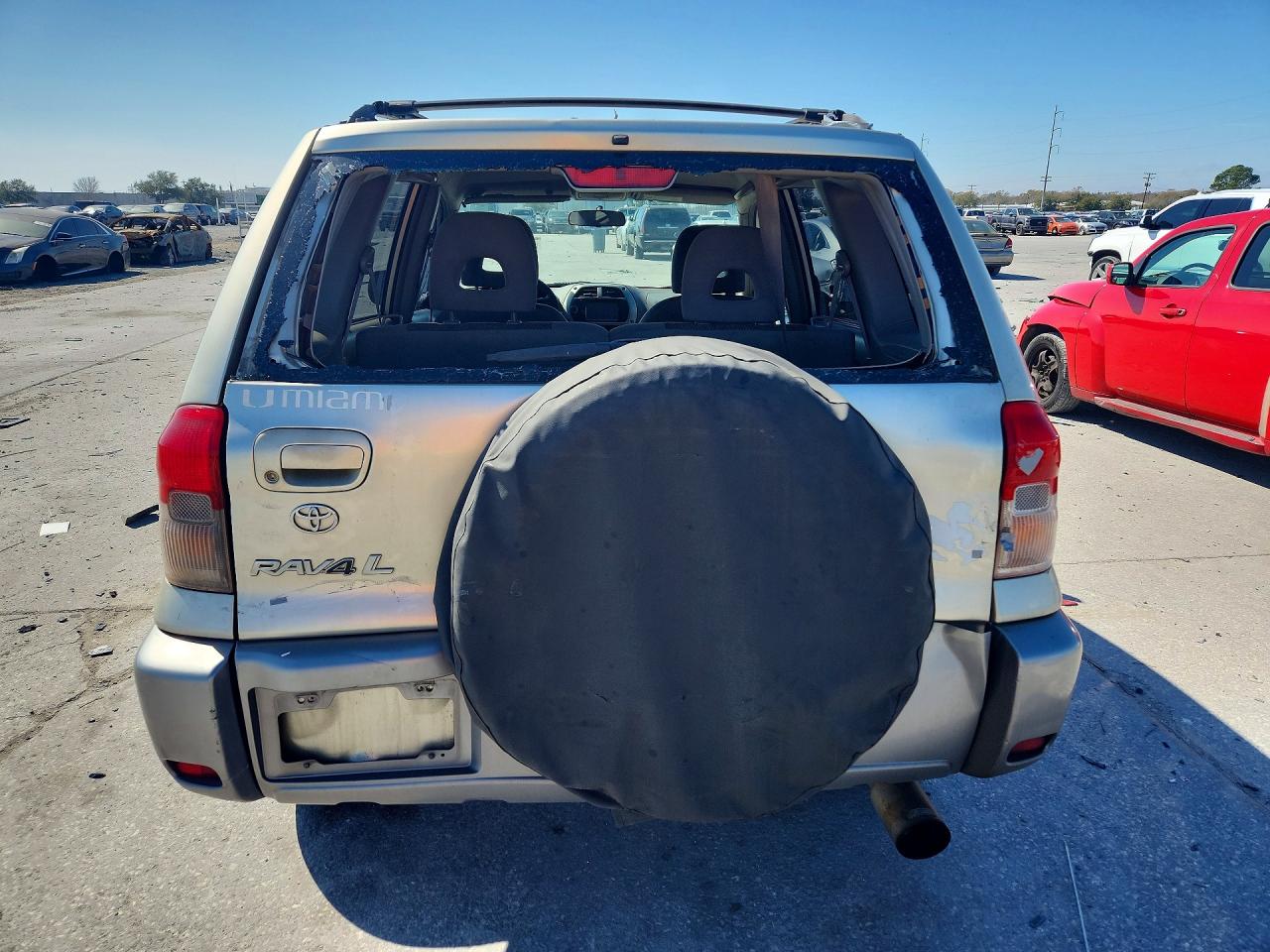 TOYOTA RAV4 2001 — 6