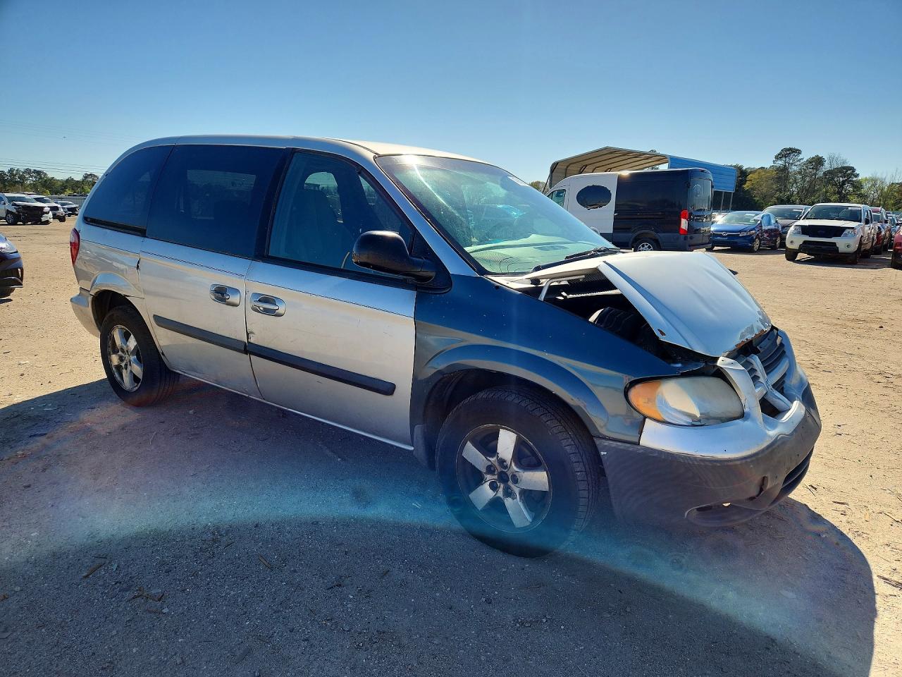 DODGE CARAVAN 2005 — 5