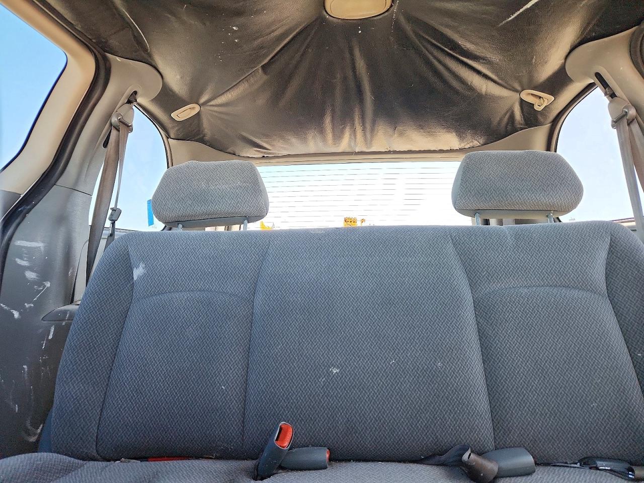 DODGE CARAVAN 2005 — 11