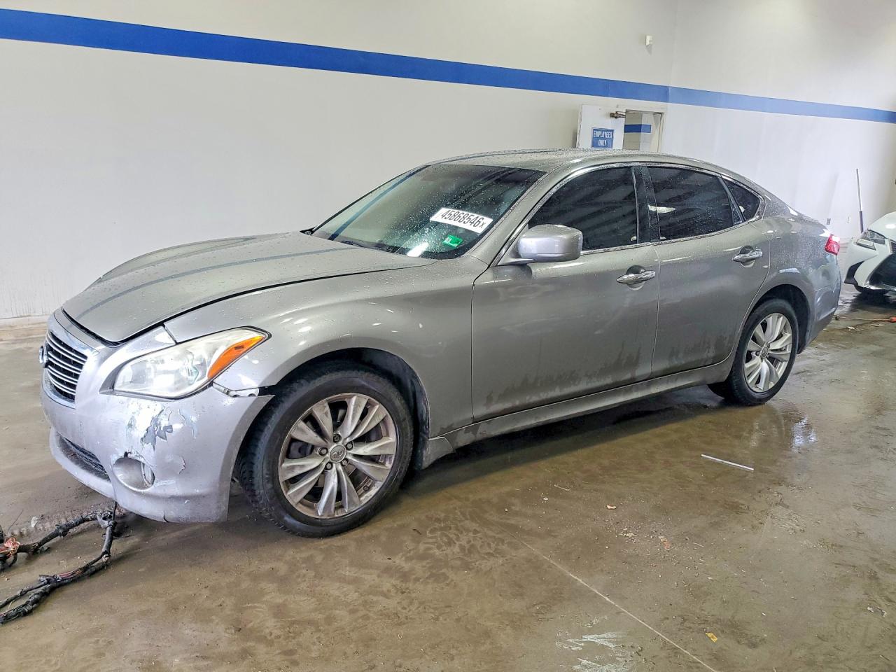 2011 INFINITI M37 X
