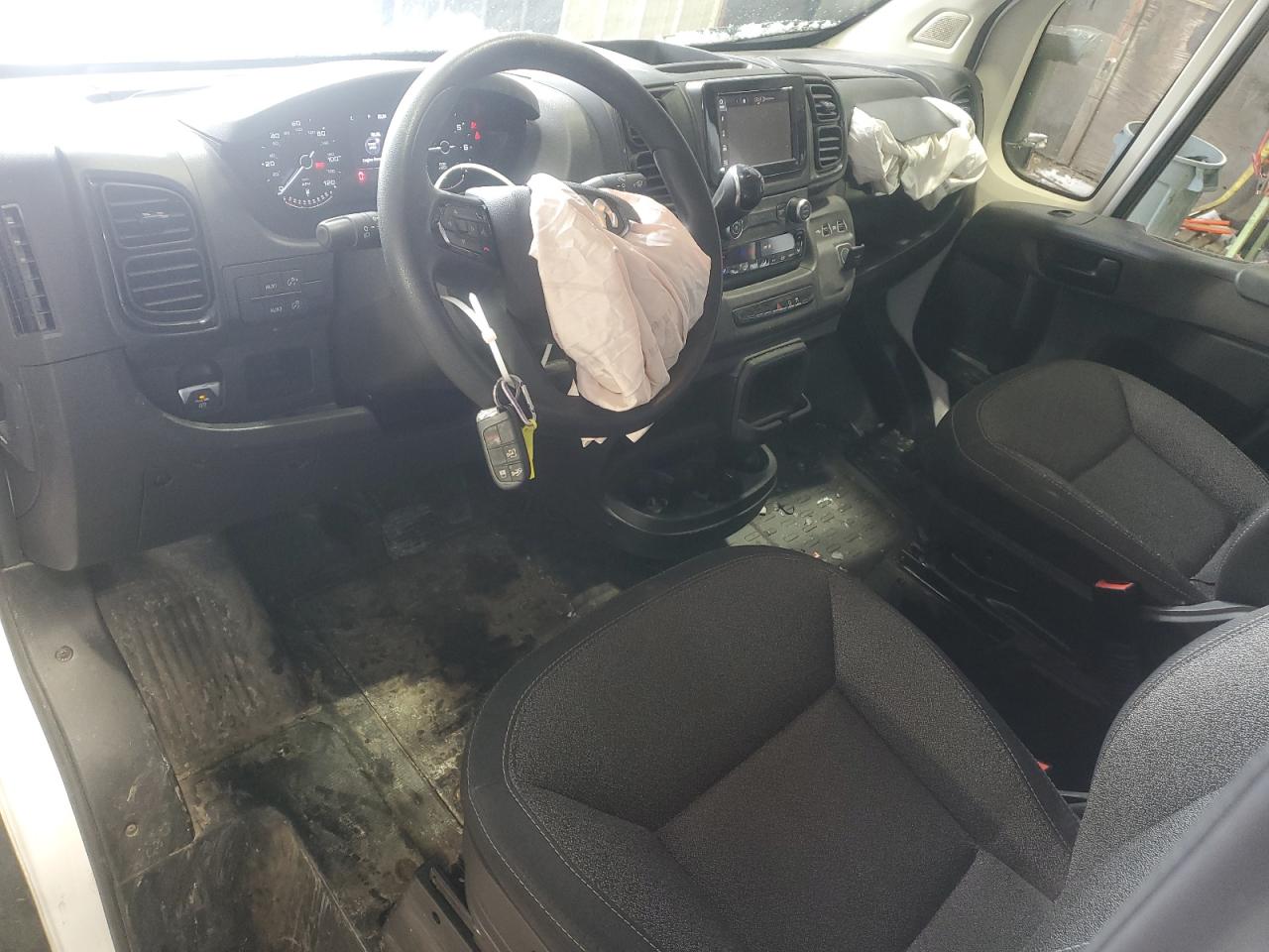 RAM PROMASTER 1500 2022 — 9