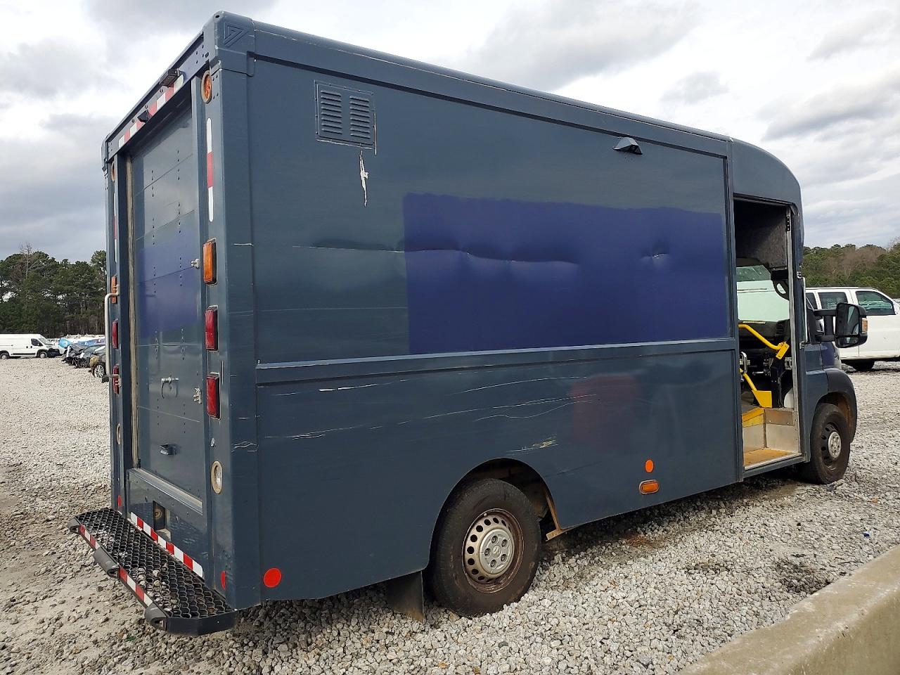 RAM PROMASTER 1500 2022 — 4
