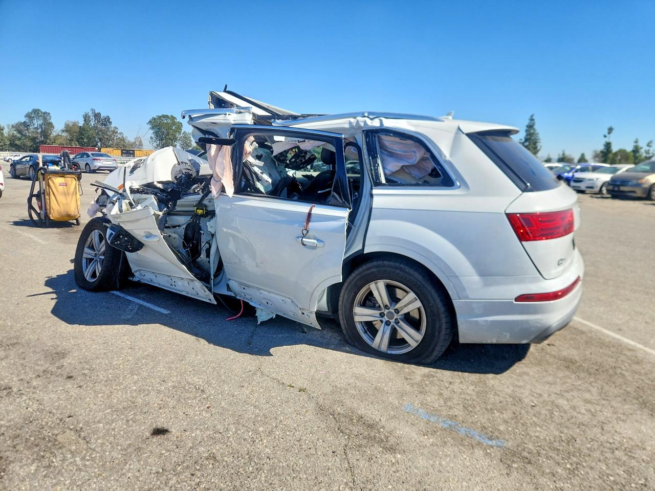 AUDI Q7 2018 — 3