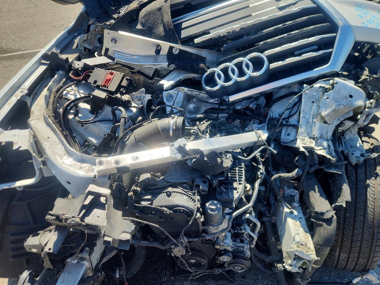 AUDI Q7 2018 — 12