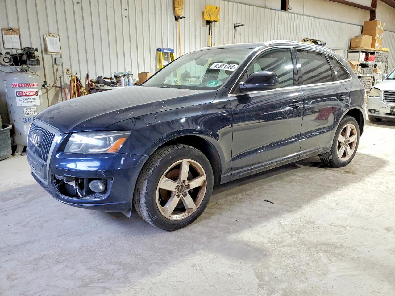 2011 AUDI Q5