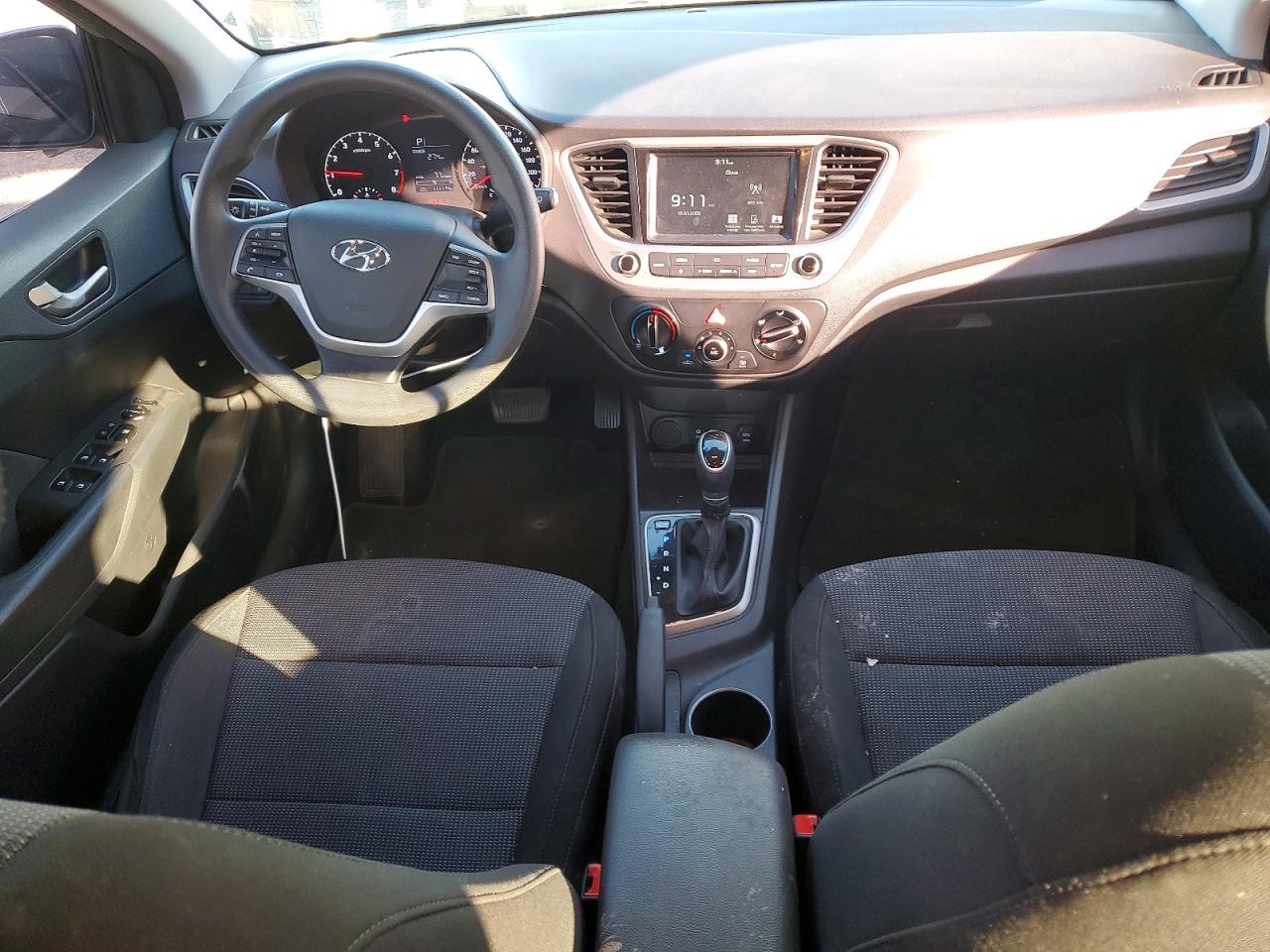 HYUNDAI ACCENT 2020 — 9