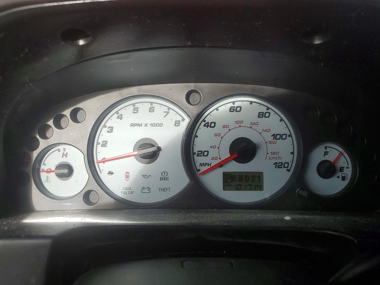 FORD ESCAPE 2002 — 10