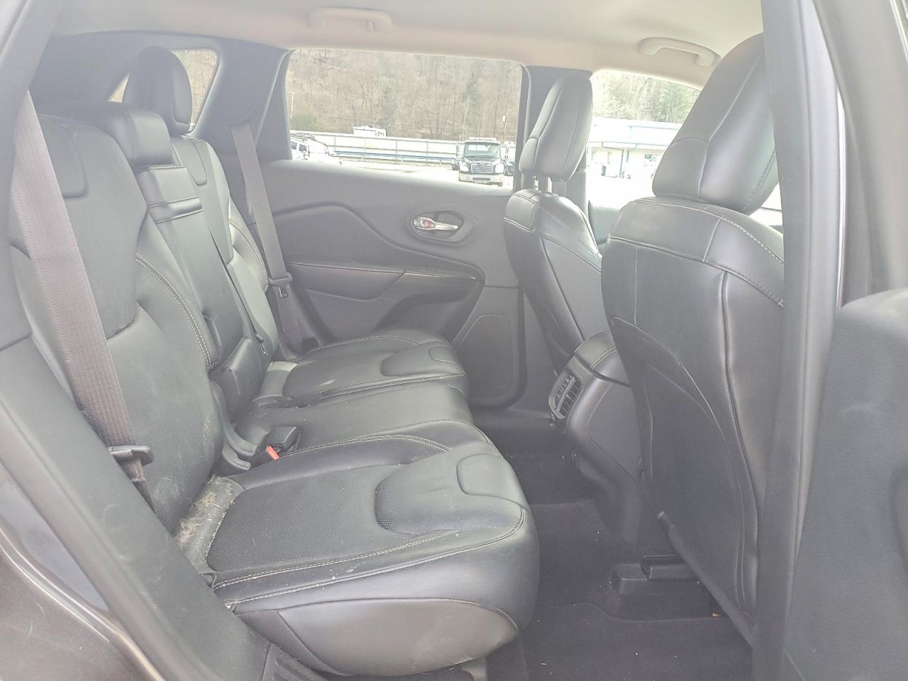 JEEP CHEROKEE 2015 — 12