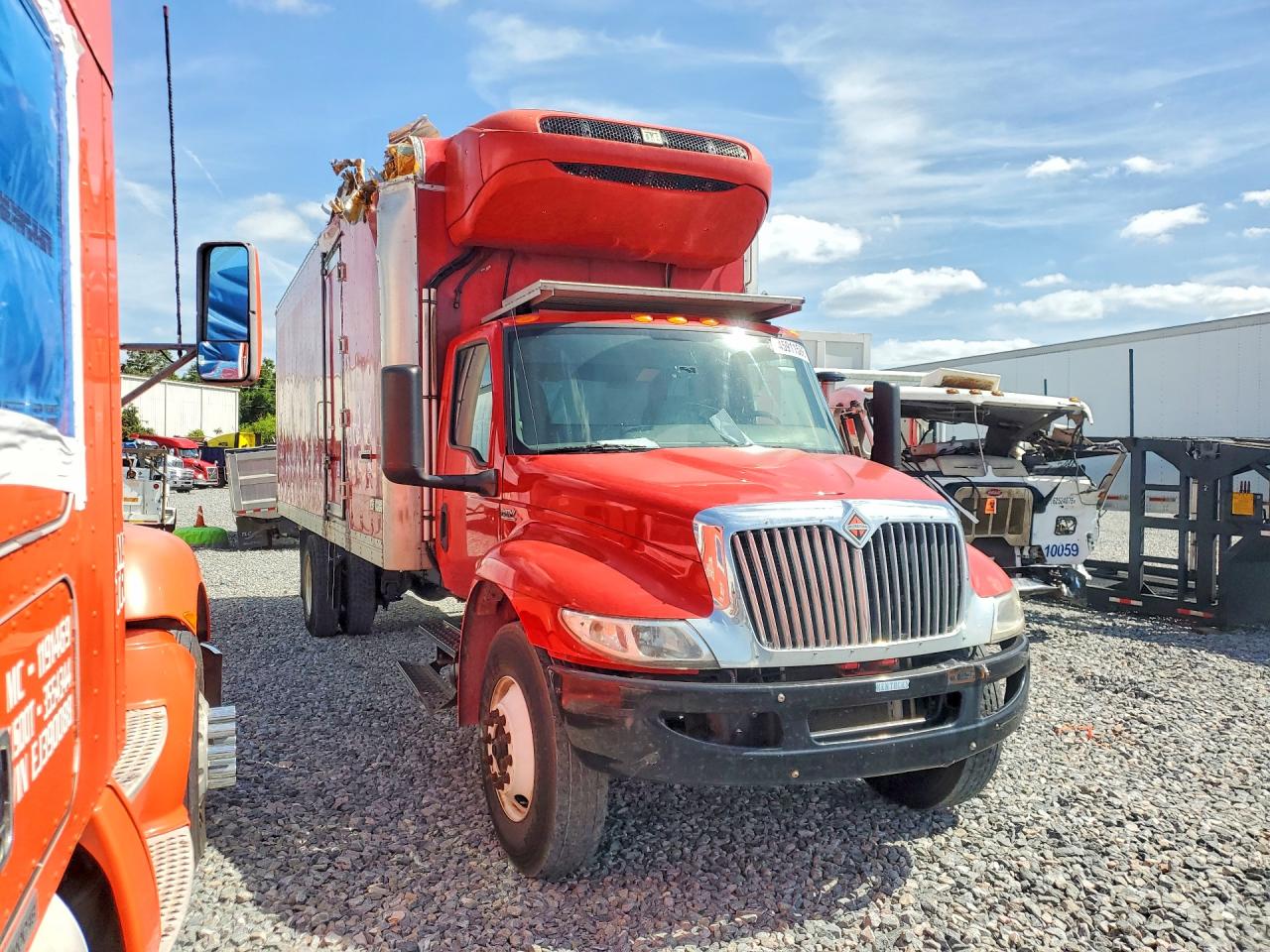 2020 INTERNATIONAL MV607